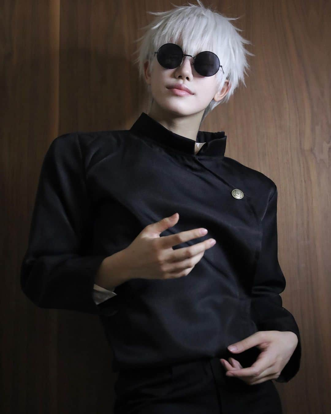 だるまさんのインスタグラム写真 - (だるまInstagram)「😎  #gojosatoru #jujutsukaisen #cosplay #japan #cos #呪術廻戦 #五条悟 #コスプレ」11月3日 22時49分 - daruma_1_1