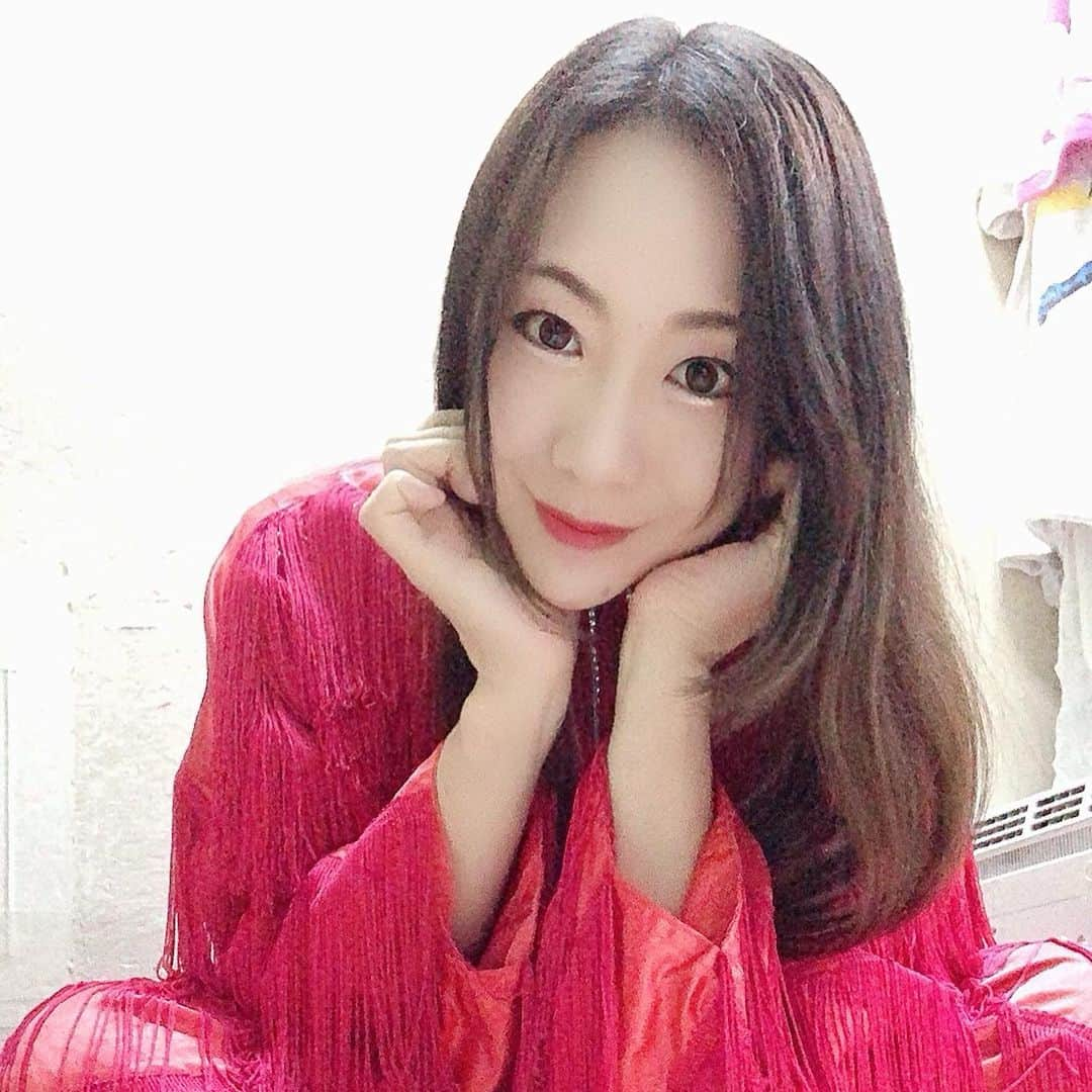 若林美保さんのインスタグラム写真 - (若林美保Instagram)「ただいま亀のいる劇場に出演中〜  【芸能人ブログ専門サイト】 ダイヤモンドブログ毎日更新しております。 日々の徒然、是非見てくださいませ。 若林美保｜わかばやしみほ(女優) official ブログ http://www.diamondblog.jp/official/wakamiho/  11/1〜10川崎ロック座 デビュー24周年記念公演 開場11:00/開演12:00 １日４回公演入替なし 料金等の詳細は公式HPより http://kawasaki-rockza.com/#confirm  11/12神田スペースキューブ 『大奥の乱vol.8』 開場12:00/開演12:30 主催:三代目葵マリー、伊織涼子、若林美保 ゲスト:範田紗々、島津かおる http://blog.livedoor.jp/primary0923/archives/33502874.html  11/13青山月見ル君想フ 「ある劇場にて。」東京公演 open19:00/start19:30 作演出&ナビゲーター:ゴトウイズミ  出演:若林美保、黒色すみれ、Lune Glitter、タカダアキコ ご予約(4000 +1d)  https://tiget.net/events/269398 詳細 https://www.moonromantic.com/post/231113  【千葉エロチカヴァ】 エアリアルシルクショー 11/14周年SP(w.蜂鳥あみ太=4号＋ショルヘーノ) 12/1X'masSP 12/28年末SP https://m.facebook.com/kavakava001/?locale2=ja_JP  11/17,18中野富士見町BAR DOLPHIN 30周年すぺしゃるらいぶ 21:00〜23:00 【出演】 結月里奈×くらなつ(17日)/ましろ(18日) 若林美保(17日) 倖田李梨(17日) Li2MiHOLiC(18日)  11/19池袋ミカド劇場SM Festa open10:30/start11:30〜15:00〜18:30〜(終日入れ替えなし) ①栗鳥巣 ②ゆきすくりーむ♂&みや ③わかみほ&纐纈雅代(3回目) ④結奈美子&今賀はる ⑤上野綾 ⑥蒼月流&M女((1,2回目))  11/21赤羽エナブ(北区赤羽 1-31-1 B1) 「HMB赤羽～みほはる二人会～chal.6」 open19:30/start20:00 3500+1d 若林美保&今賀はるによるポールダンス&緊縛ショウ。 もちろん撮影OK。 最後はみんなでワイワイ？！ ご予約は今賀はる、または若林美保まで！  11/23四谷三丁目オールイン 「女王様の毒艶会2023最終公演」 開場11:30/開演12:00 【出演】 朱魅 Momoka Kagamiya 内山沙千佳 若林美保 灯月いつか&ひめりんご 結月里奈&モデル 藤白みかこ&ともこ 夜羽エマ&小夜子&瀬川みおり 【入場料】 ♂7000/♀5000/♂♀11000 ご予約は各出演者まで☆  【野毛うっふ】 エアリアルショー(19:00/20:00/21:00) 11/25Aina×Wakamiho(Duo) 12/29w.江上徹&中山努 https://oeuf-yokohama.jimdofree.com/  11/26沼津ラクーン BAR EROS THE 15th Anniversary 16:00〜21:00 エアリアルパフォーマンスでゲスト出演します。 ご予約お問合せはBAR EROSまで https://place.line.me/businesses/37975195  11/28秋葉原from scratch WaTaJaLeCo Present's Special Dinner Show 開場17:00 開演19:30〜20:00 入場料2000+飲食代 ※ゲスト出演、ポールダンスのショウをします。  12/15〜19池袋シアターグリーンBIG TREE THEATER ZAIKO Presents アフリカ座第25回公演「新訳真田十勇士」 劇場公演&全公演生配信 ※詳細、お申込みはこちらから https://africaza.zaiko.io/e/africaza25」11月3日 23時02分 - waka_miho