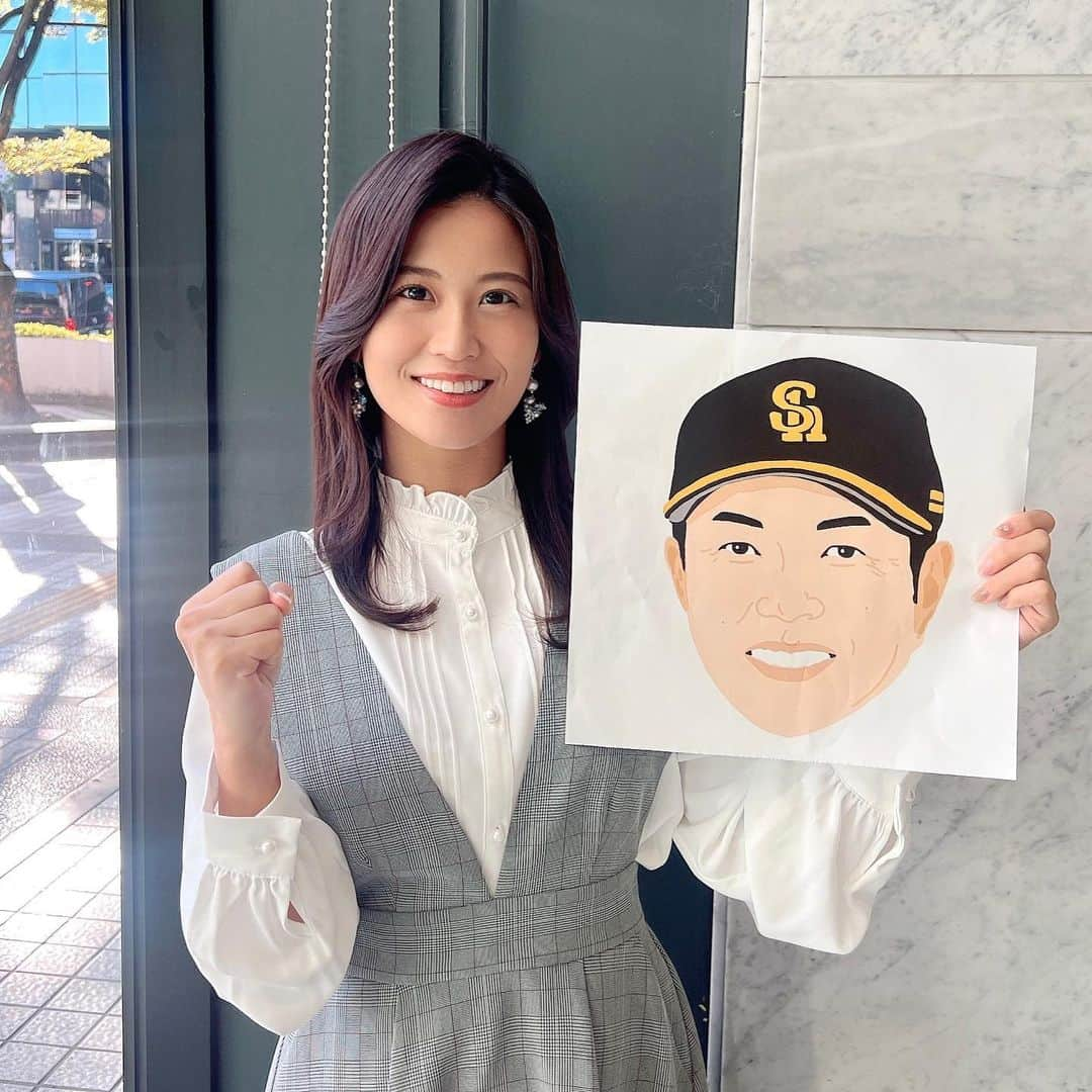 松下由依のインスタグラム：「⚾️  小久保新監督  よろしくお願い致します！！  #sbhawks」