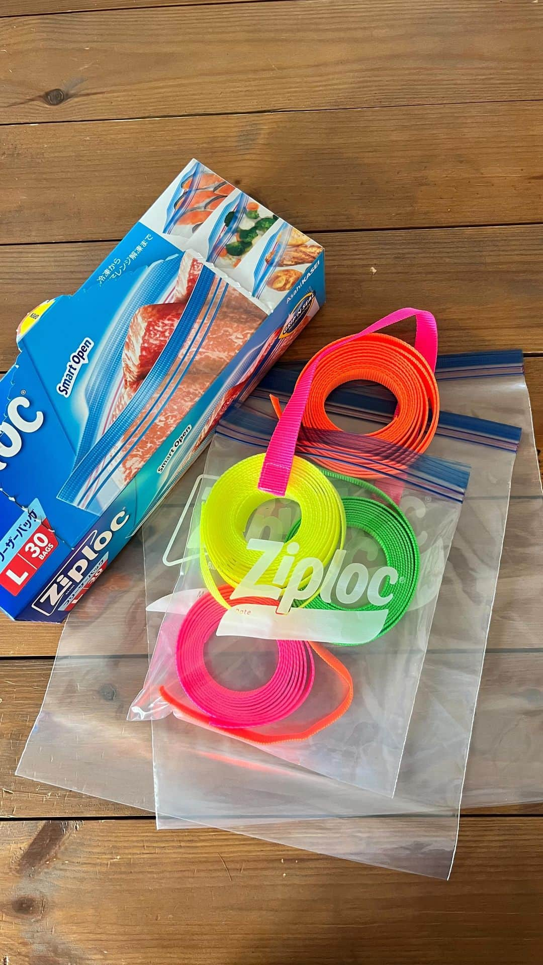 コカドケンタロウのインスタグラム：「⠀ 【Ziploc BAG 製作 LIVE】  #コカドミシン #ziploc」