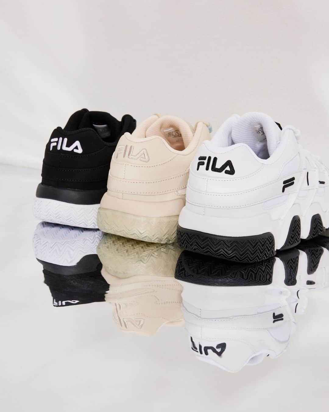 SHEL’TTERさんのインスタグラム写真 - (SHEL’TTERInstagram)「ㅤㅤㅤㅤㅤㅤㅤㅤㅤㅤㅤㅤㅤ -NEW ITEM- FILA  BARRICADE XT97 TWINPATCH DAYTONIC ━━━━━━━━━━━━━━━  ■BARRICADE XT97 (FILA) COL：WHT,BEG,BLK SIZE：23/23.5/24/24.5/25 ¥12,100(tax in)  ■TWINPATCH (FILA) COL：BEG SIZE：23/24/25 ¥13,200(tax in)  ■DAYTONIC (FILA) COL：WHT,BLK SIZE：23/24/25 ¥12,100(tax in)  ━━━━━━━━━━━━━━━ #SHELTTER #TheSHELTTERTOKYO #SHELTTTERSELECTSNEAKERS #FILA #BARRICADEXT97 #BARRICADEXT97 #TWINPATCH #DAYTONIC」11月3日 15時54分 - sheltter_official