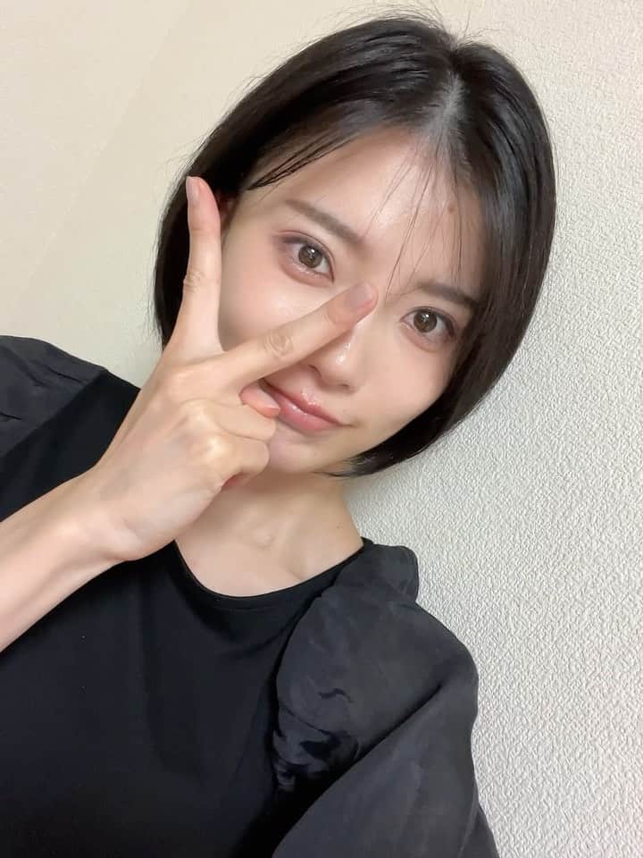 山本亜依のインスタグラム：「. 今日していただいたメイクとっても可愛かったナ…」