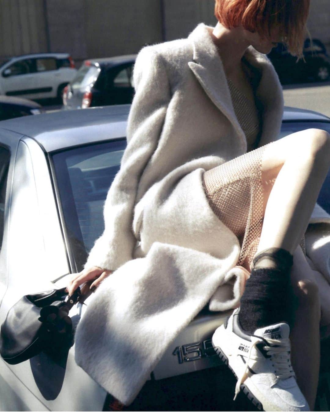 ジェニーのインスタグラム：「Genny Fall Winter 2023-24 for @drepubblicait  Styling: @sofia.prandoni  #GennyEditorials #Genny #FW2324」
