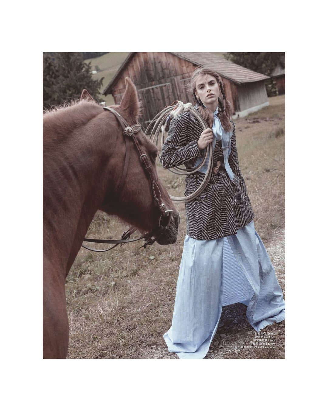 ジェニーのインスタグラム：「Genny Pre Fall 2023-24 for @marieclaire_hk  Photography: @philipp_jeker_photography Model: @arielhimbeault MUA: @ninatatavitto_makeup Styling: @alessiacaliendo  #GennyEditorials #Genny #PREFALL2324」