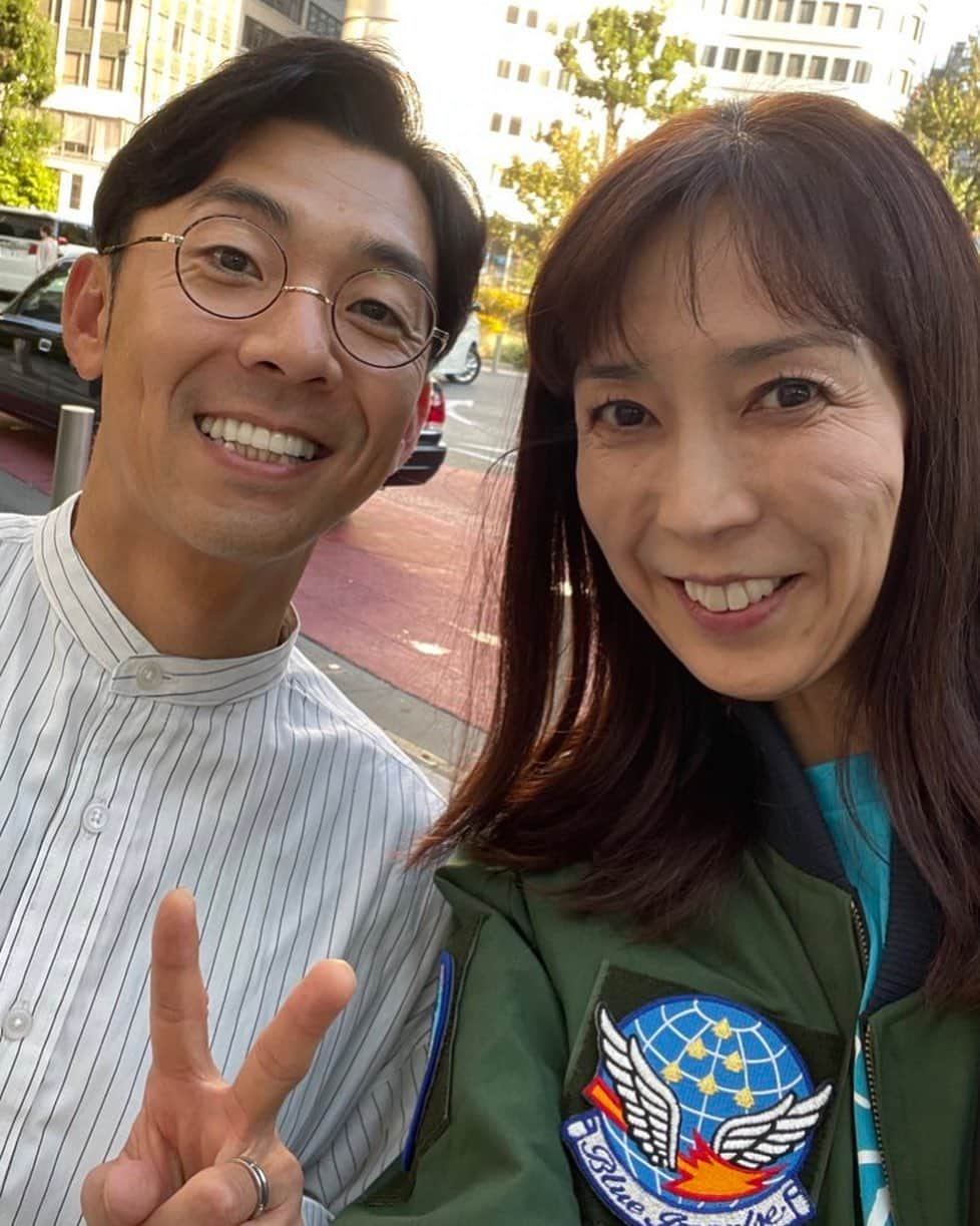 大林素子さんのインスタグラム写真 - (大林素子Instagram)「駅でバッタリ  天津の木村くん きむに会ったよぉ」11月3日 17時04分 - m.oobayashi