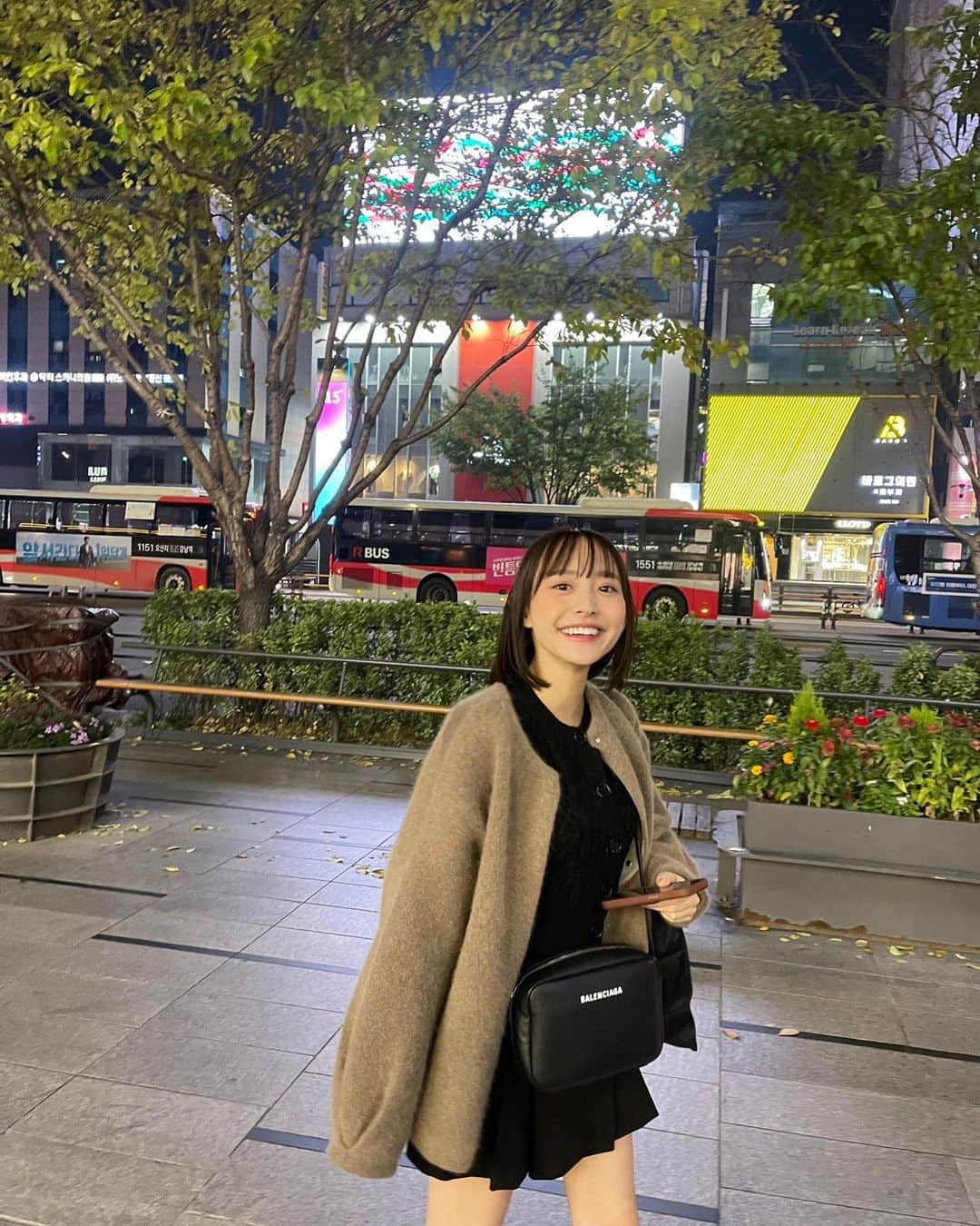 のインスタグラム：「🤎」