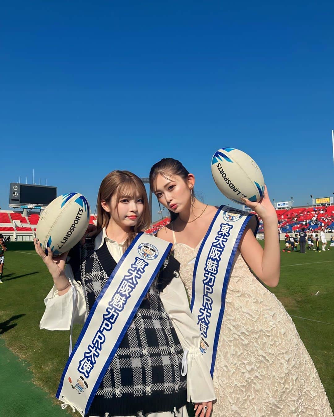 古川結菜のインスタグラム：「HANAZONOEXPOありがとうございましたｯ🌟  東大阪魅力PR大使に姉妹でなれましたｯ💗💗 最高~🥰🥰🥰💗💗💗  #東大阪魅力PR大使 #ギャル  #姉妹フォト」