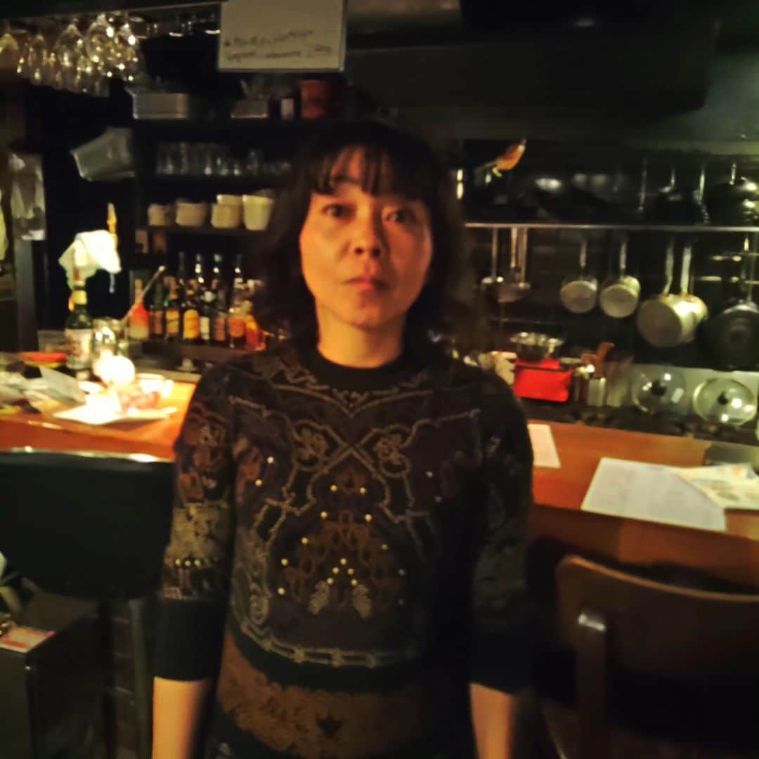 山川のりをのインスタグラム：「今夜は京都ザックバランにてギターパンダライブです。18時30分/19時30分、2500円+D。共演はモカシンノイズ(川口真由美+カオリンズ)、木村真子。ザックバラン復活一周年おめでとうライブです。お近くの方は慎重に会いに来てアイニージュー！」