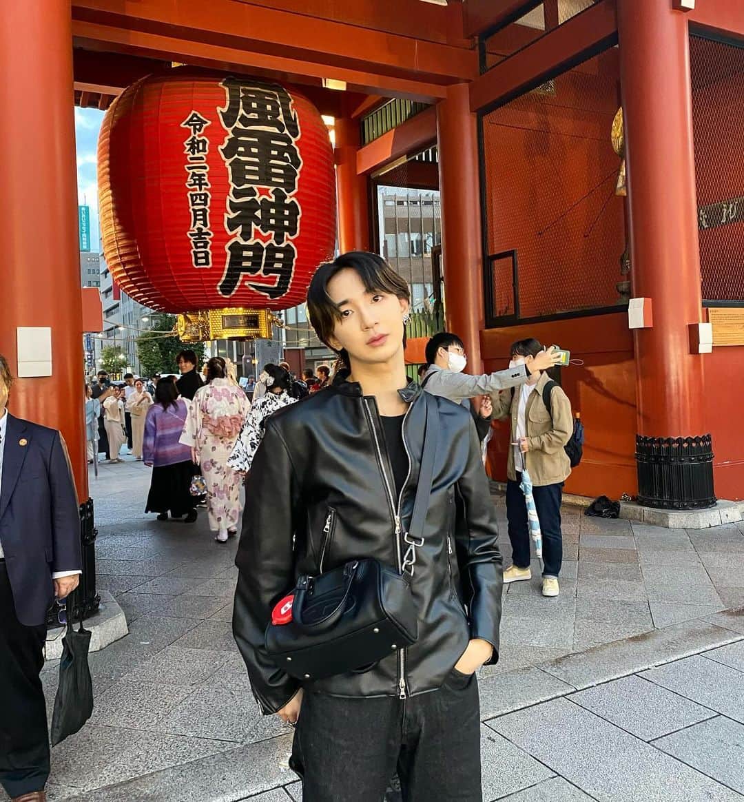 上野裕次郎のインスタグラム：「in "Asakusa"⛩️」