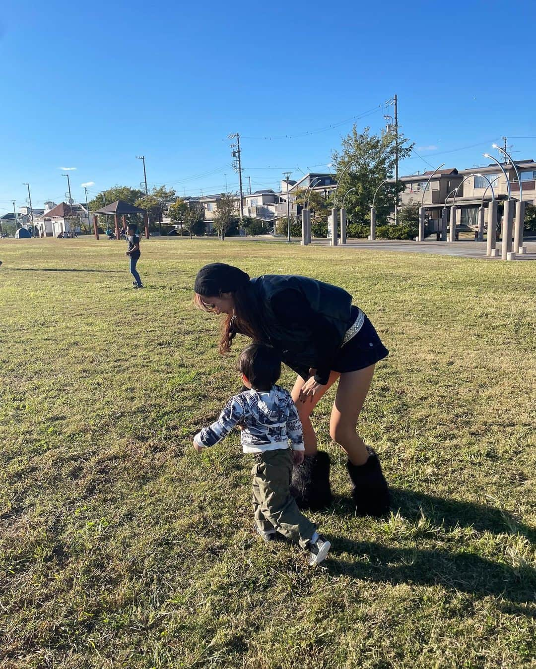 平尾貴代さんのインスタグラム写真 - (平尾貴代Instagram)「家族で公園行った日👨‍👩‍👦 ・  #愛知 #名古屋 #東三河  #公園 #息子」11月3日 17時47分 - yotsu_nuts