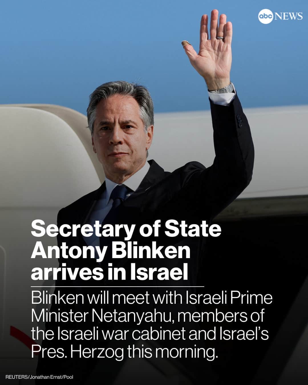 ABC Newsのインスタグラム：「Secretary of State Antony Blinken descended the plane stairs and greeted newly sworn-in Ambassador Jack Lew and the former Chargé d’Affaires, now Deputy Chief of Mission Stephanie Hallett, as he arrived in Tel Aviv this morning.  Israeli Ministry of Foreign Affairs (MFA) Chief of State Protocol Gil Haskel and MFA North Americas Bureau Director Yaron Sideman also welcomed the secretary. MORE AT LINK IN BIO.」
