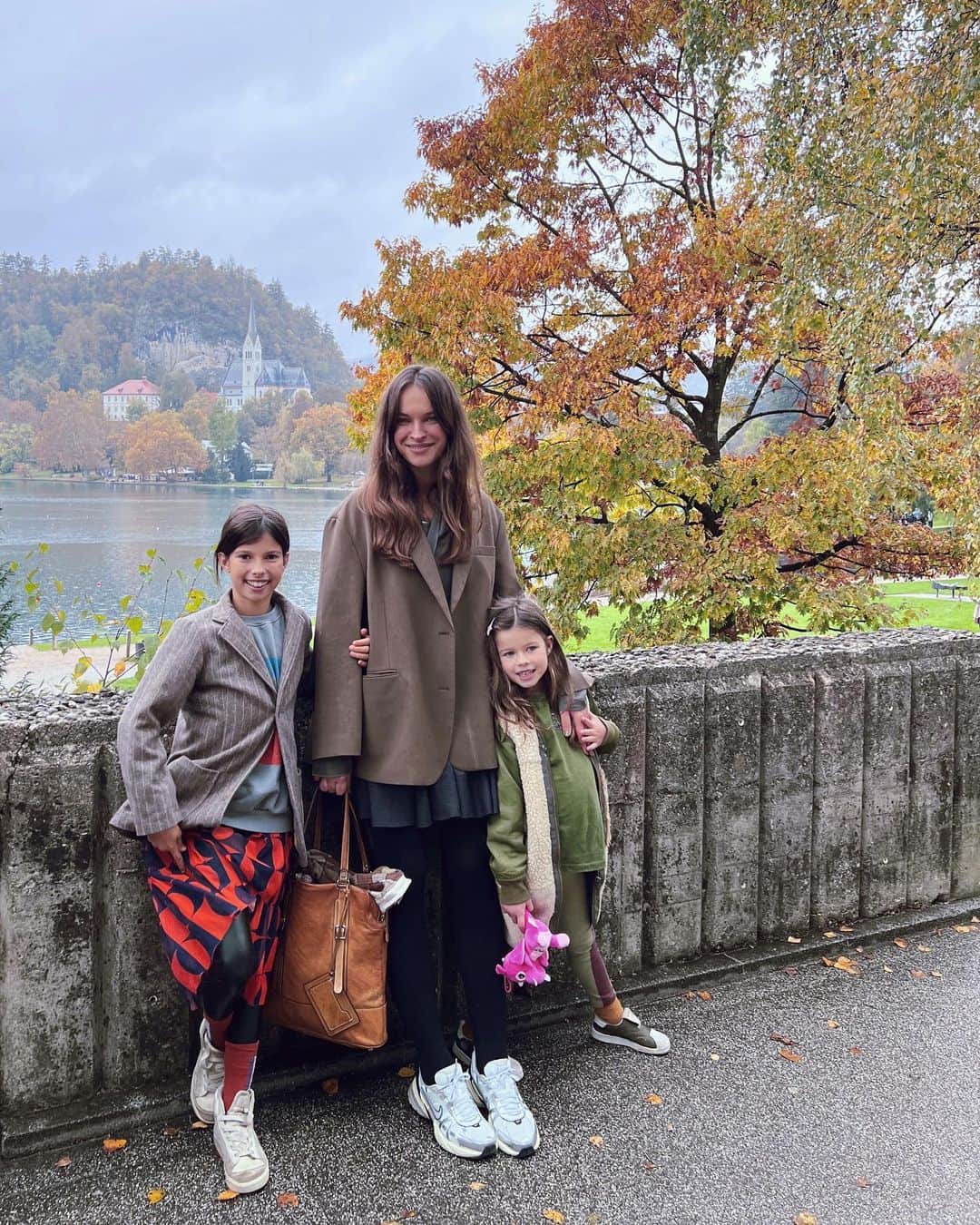 リュプカ・ゴイッチさんのインスタグラム写真 - (リュプカ・ゴイッチInstagram)「🤍」11月3日 17時49分 - ljupkagojicmikic