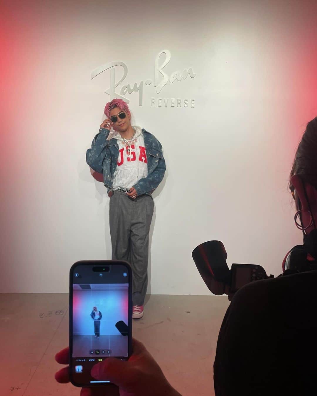井上大和さんのインスタグラム写真 - (井上大和Instagram)「RAYBAN😎👍 @rayban  #raybanreverse H&M @nobusawahitoshi  Stylist @rikiyamada_」11月3日 17時50分 - yamatoinoue__0612