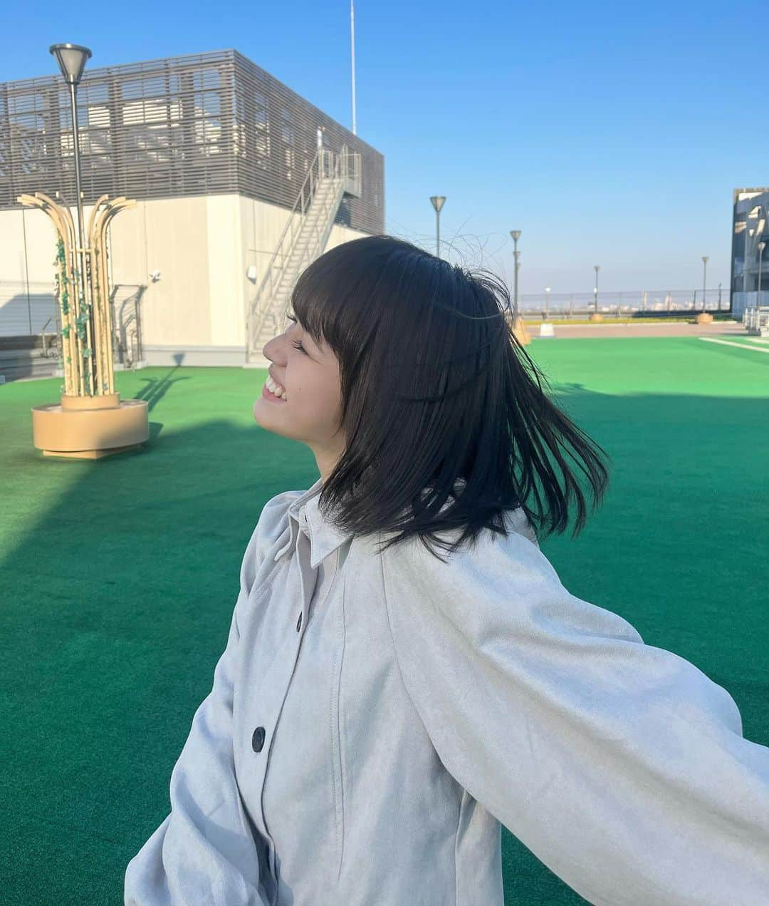 豊嶋花さんのインスタグラム写真 - (豊嶋花Instagram)「君100みてくれてますか〜！？  今日は親友ふたりと遊んできました！！ 幸せな時間だったな〜💫」11月3日 18時04分 - hanatoyoshima_official