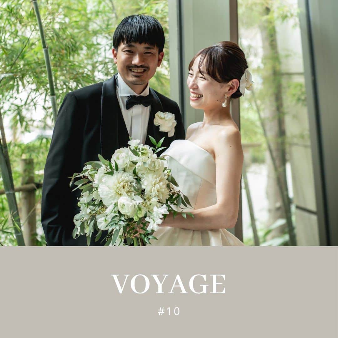 シャングリ・ラ ホテル 東京 ヘブンリーウエディングのインスタグラム：「@grandhyatttokyo_wedding VOYAGE 10 ——————————————— ロビーのグリーンとブーケがマッチした 爽やかな１枚を ———————————————  📸 @tokyo_laviephotography @yuki_photography 💐@uiflorist @natsumi_sasaki_ui 💄@sashu.armonia 👗@lesnocesweddingdress  #グランドハイアット東京 #グランドハイアット東京ウェディング #グラハイ花嫁 #grandhyatttokyowedding」