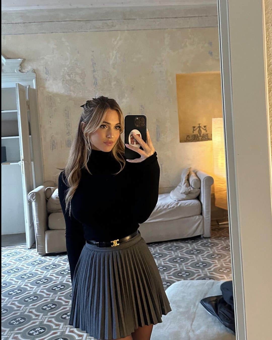 アリエル・ライッツマのインスタグラム：「pinch me, I’m in Italy. 🇮🇹」