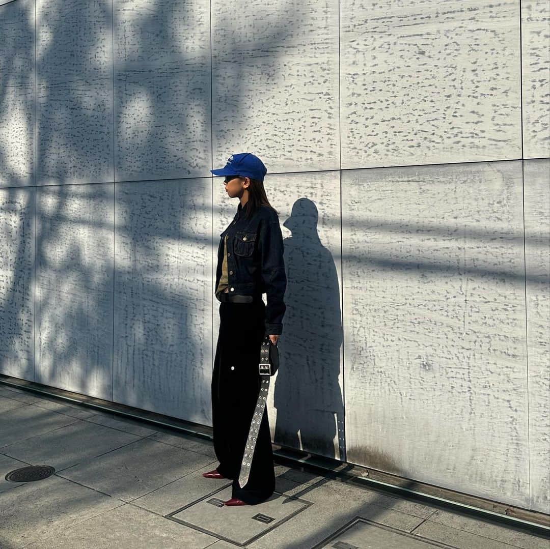 川本七海さんのインスタグラム写真 - (川本七海Instagram)「パンツのシルエットがこだわり @beedenofficial  コーデュロイパンツはS.Mでサイズかなり変わるのでユニセックスで着てもらえます♡ 156㎝Sでもズルズルっです　それが、かわいい」11月3日 23時32分 - namikawamoto