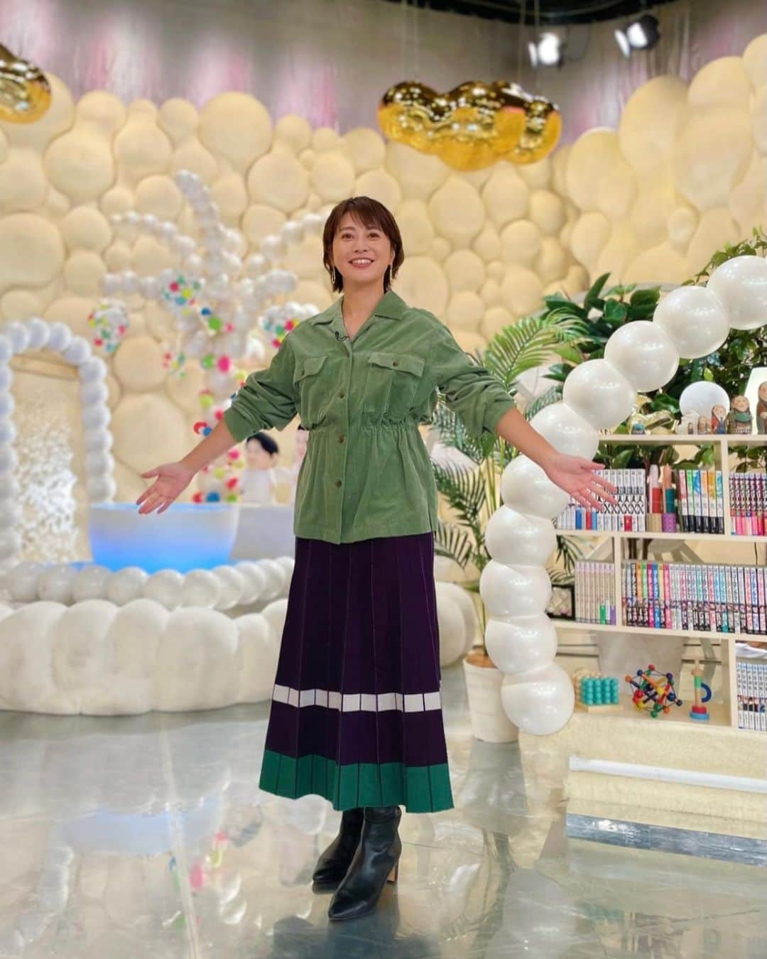 久保田直子さんのインスタグラム写真 - (久保田直子Instagram)「お久しぶりです！ 連休、いかがお過ごしでしょうか？ 今夜は#かりそめ天国 2HSP😊 大好評！たまご🥚料理に… #かりそめステーション #ステーション天国 ステーション一門への道…🚃  やっぱりかりそめの放送があると嬉しい☺️です！お時間ありましたらぜひ〜  トップス＆スカート @nombreimpair  ピアス　@rapiecage.rc  ヘアメイク @ka0000528  @hairmake__kaunaloa  スタイリング　@aoniconico」11月3日 18時07分 - naoko_kubota_ex