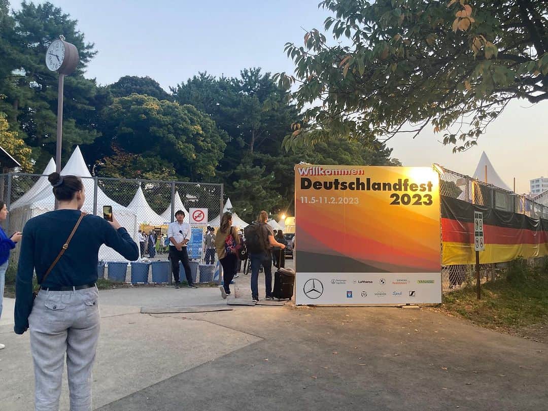 アルペンザルツ公式Instagramのインスタグラム：「ドイツフェスティバル🇩🇪開催中！ informationテントやドイツ観光局のブースでアルペンザルツにで会えるかも？ 11月5日まで都立青山公園で開催中です♪  #ドイツフェスティバル」