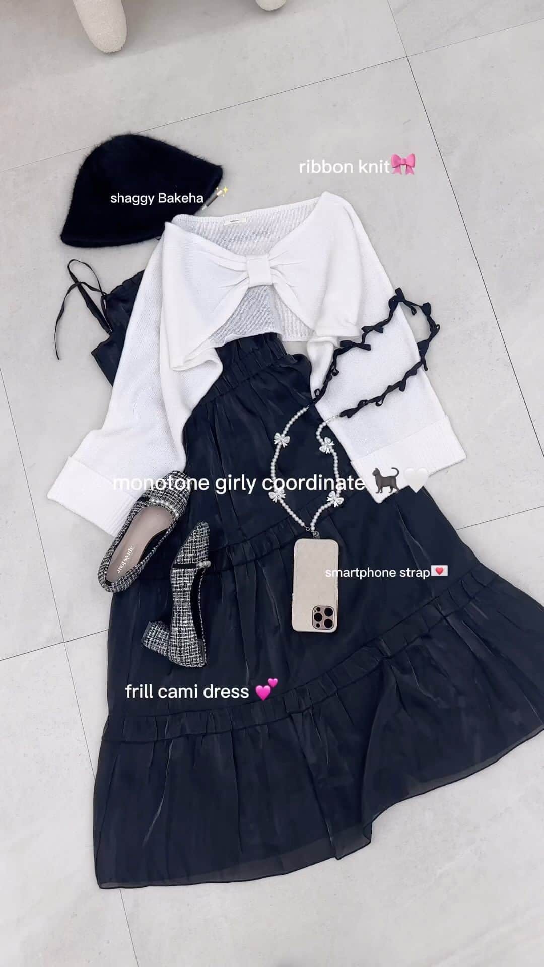 apres jour(アプレジュール) のインスタグラム：「【new arrival🎀】販売中！ ⁡ ◆リボン付き大人かわいいキャミワンピース♡ ⁡ シャイニークロス生地を使っており、光沢感たっぷりなデザインです！  ティアードデザインなので、歩いた時に揺れ感がより可愛く シルエットも綺麗にみせてくれます◎  キャミソールのフロント部分にはさりげなくリボンが付いており、 綺麗めなワンピースに可愛らしさをプラスしてくれます♡ 肩紐はアジャスターで多少の丈感調節が可能です。  1枚でとても華やかな印象になるアイテムなので、 インナートップスた合わせて着用いただいても、 アウターを羽織っていただいても可愛らしく着用いただけます♪  ⁡ #シャイニークロスキャミワンピース 商品番号🔎988165 サイズ…F/XL ¥4,595(taxin) ⁡ #リボンニットアンサンブル 商品番号🔎986760 サイズ…F/XL ¥4,995(taxin) ⁡ ⁡ こちらの画像はインスタ用に加工しておりますので、カラーの雰囲気が実際の商品と異なる場合がございます。 商品ページにてカラーのご確認をお願い致します。 ⁡ #ZOZOでしか買えない #アプレジュール #アプレ部」