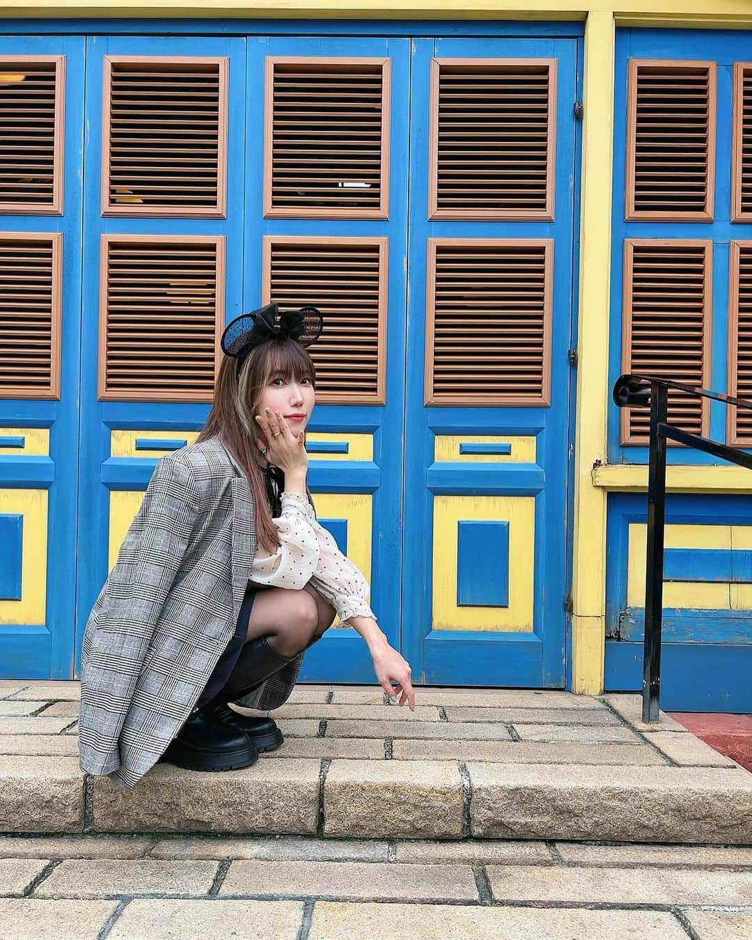 相坂優歌のインスタグラム：「🐭🏰🎀🎃  れなたゃとTDL行ってきたヨ〜 縦写ver  #前田玲奈 #相坂優歌 #トガラジ #東京ディズニーランド #tokyodisneyland」