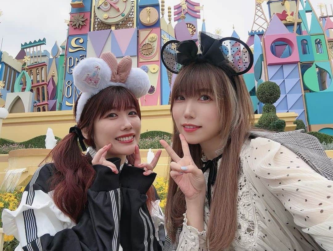 相坂優歌のインスタグラム：「🐭🏰🎀🎃  横写ver  #前田玲奈 #相坂優歌 #トガラジ #東京ディズニーランド #tokyodisneyland」