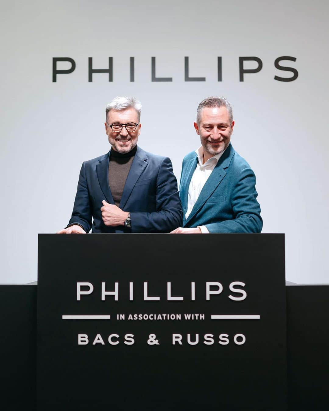 オフィチーネ パネライのインスタグラム：「Join us at The Geneva Watch Auction XVIII today at 2 pm, as we proudly unveil our unique creation in collaboration with Phillips @phillipswatches, in Association with Bacs & Russo.   This special piece pays homage to our rich heritage.  Discover more through link in Bio for bidding online.  #Panerai #PaneraiHistory #PaneraiandPhillips #Radiomir #Phillips #WatchAuction」