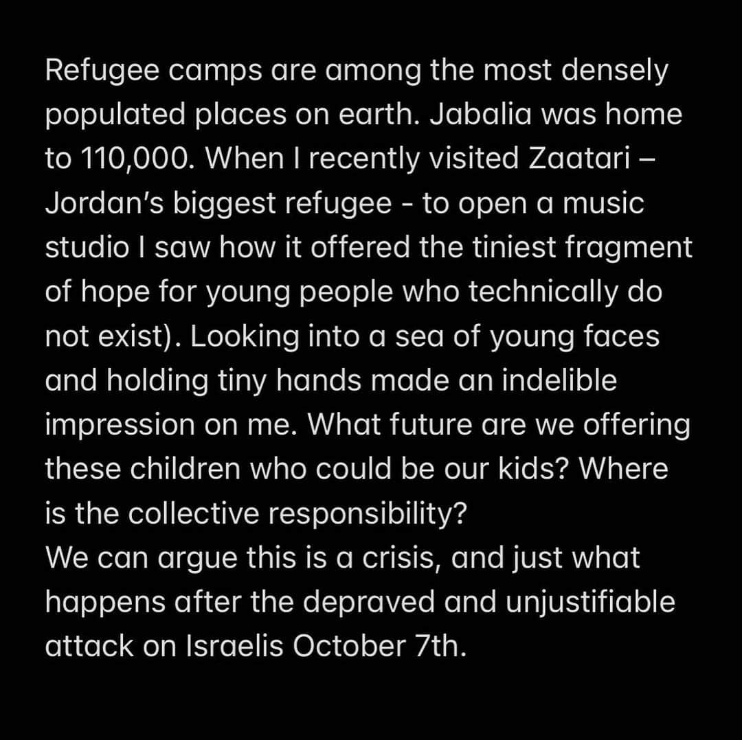 エリー・ゴールディングさんのインスタグラム写真 - (エリー・ゴールディングInstagram)「@refugees  One last thing. #FreeTheHostages」11月3日 18時55分 - elliegoulding