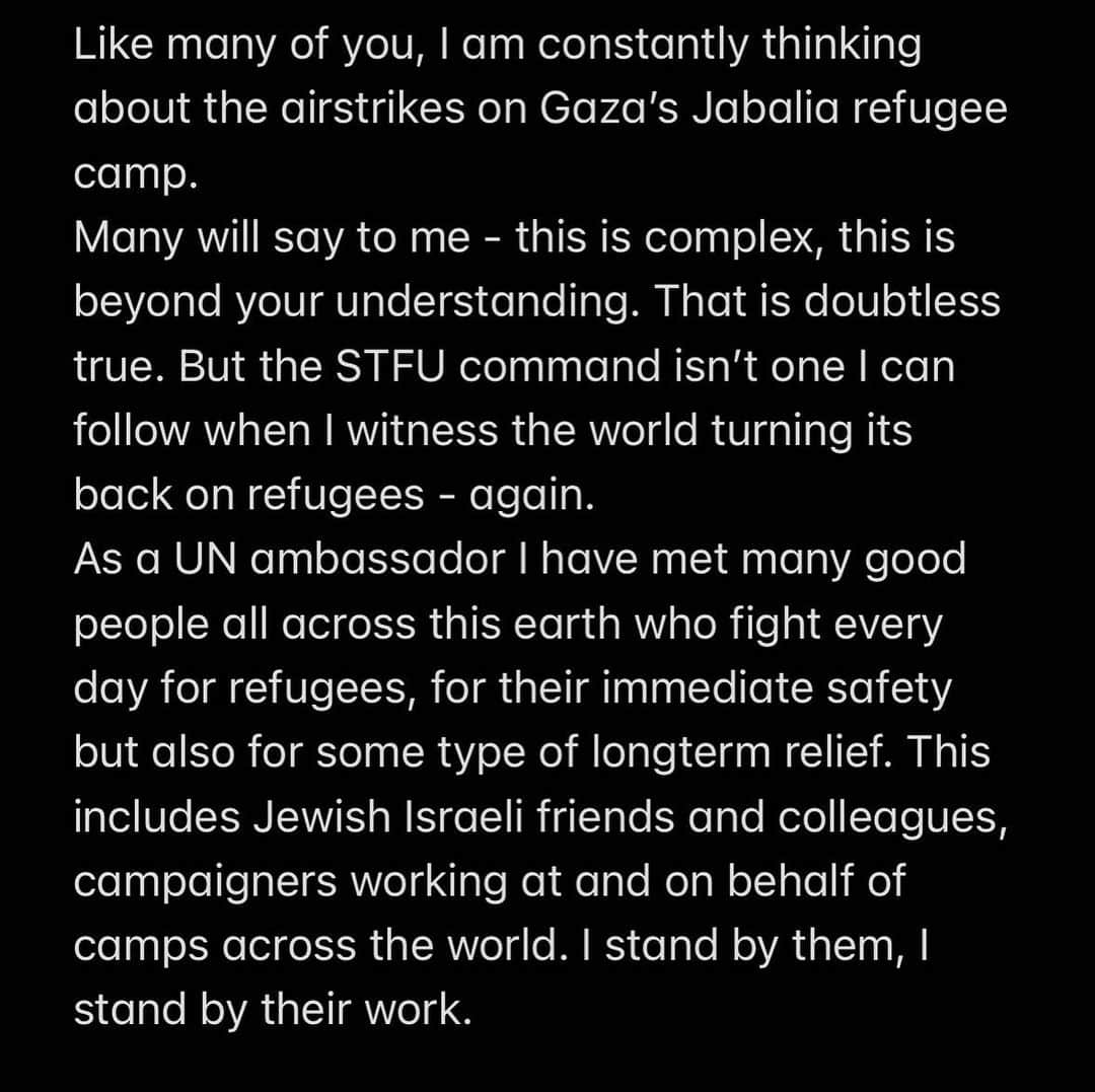 エリー・ゴールディングさんのインスタグラム写真 - (エリー・ゴールディングInstagram)「@refugees  One last thing. #FreeTheHostages」11月3日 18時55分 - elliegoulding