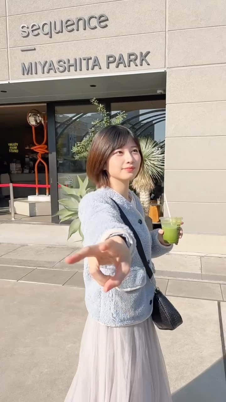 佐保里のインスタグラム：「昨日は久しぶりにレイトショー観に行ったんだ〜👀  ドミノ観たんだけど、ウィリアムフィクナーさんがいい味出していて見応えありまくりでした。  みんなのオススメ洋画教えて欲しい〜☺️」