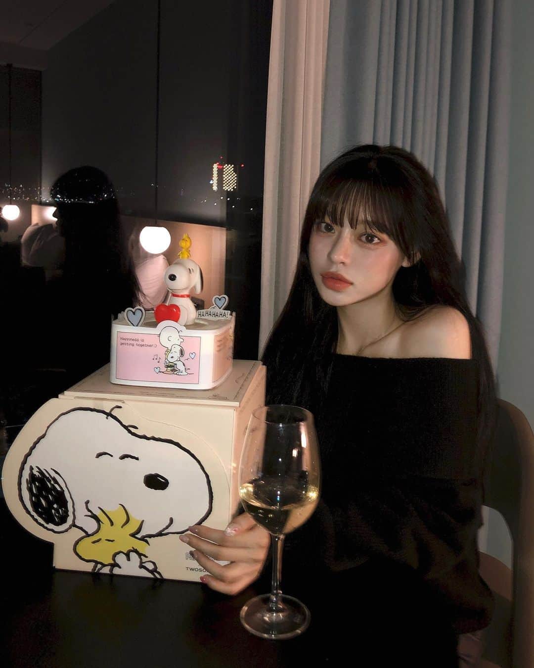 のインスタグラム：「언제 가도 좋은 여수 라테라스는 벌써 연말 분위기야 .. ♥」
