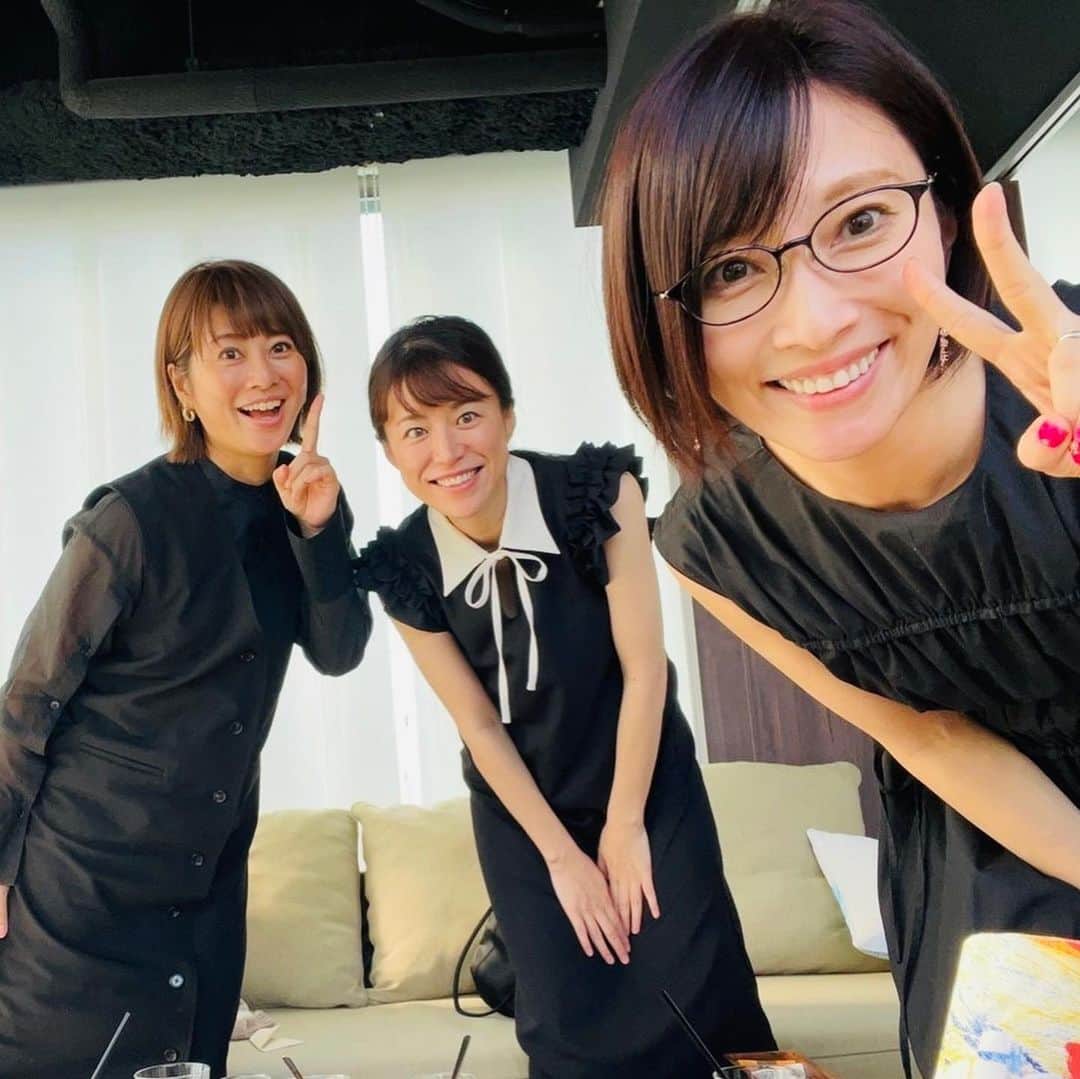 久保田直子さんのインスタグラム写真 - (久保田直子Instagram)「学生時代からの愉快なお仲間 京子さん @kyokokameiofficial  と、 きとさん @riekitou と〜🍵 数少ない貴重な友人です😚」11月3日 19時23分 - naoko_kubota_ex
