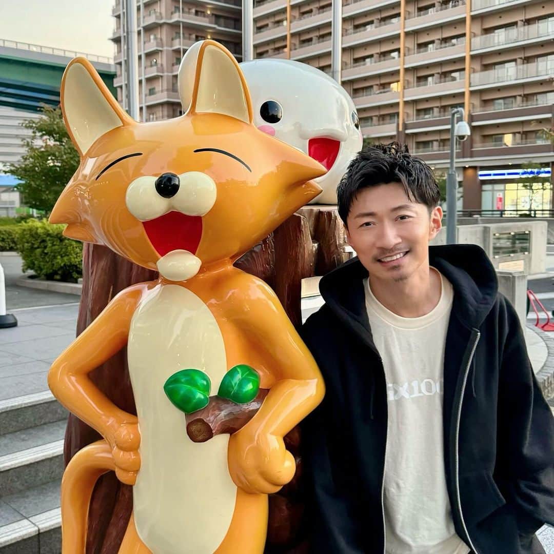 MAKIDAIのインスタグラム：「中京テレビさんで収録後に😄✨ #チュウキョウ〜くん #ネコ夫 #名古屋  #thankyou」