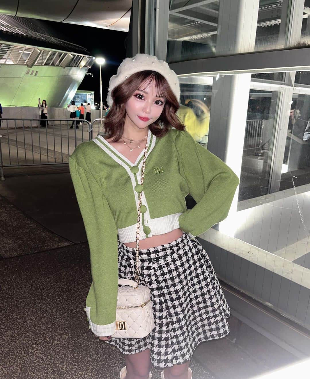 くまみゆさんのインスタグラム写真 - (くまみゆInstagram)「ニットガーリー系も大好き💚 冬は、もっとより可愛くなれるね💚 ショーとかロングどっち派ですか？🥰 #darich #darichコーデ」11月3日 19時39分 - kumamiyu.24