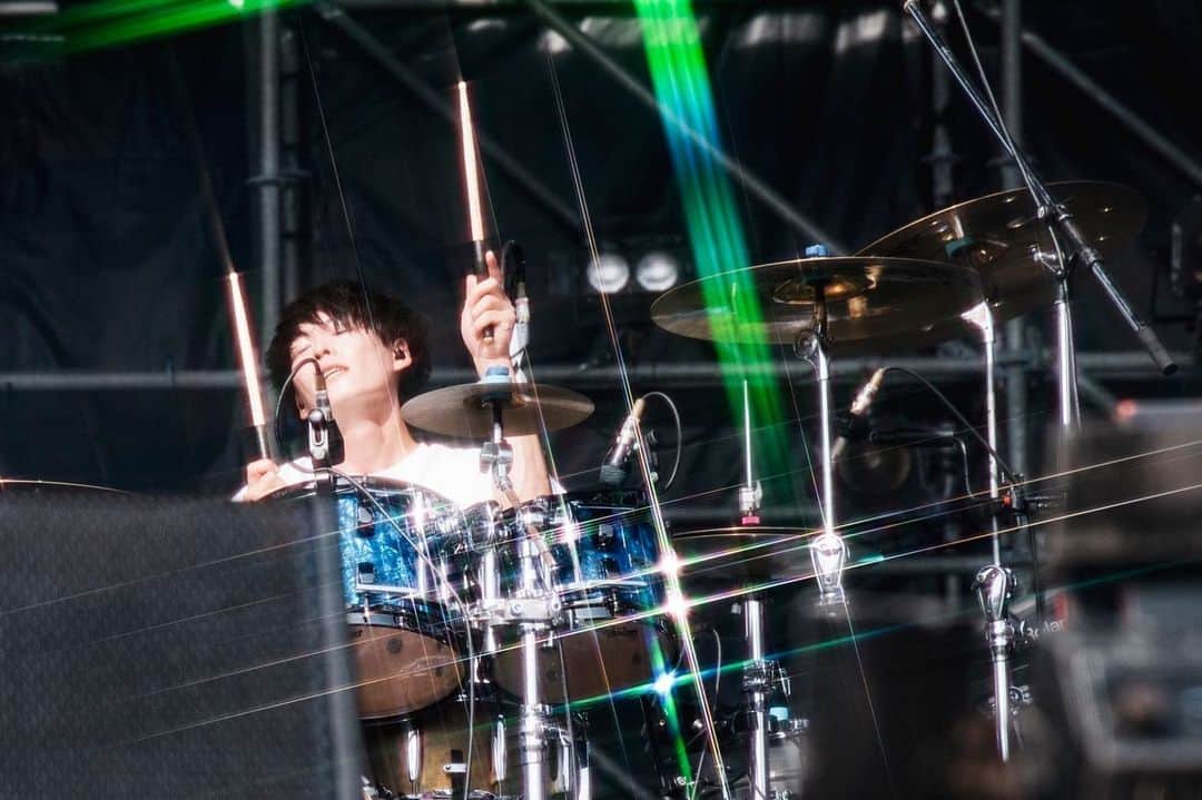 KOUHEIのインスタグラム：「2023.11.03 沖縄県宜野湾トロピカルビーチ 『What a Wonderful World!! 23』  沖縄ありがとうございました！！ 全然夏でした😂 ちゃんと夏してきた！ 楽しかったです！！！ モンパチ先輩ありがとうございました！！  📸　@ninjajon」