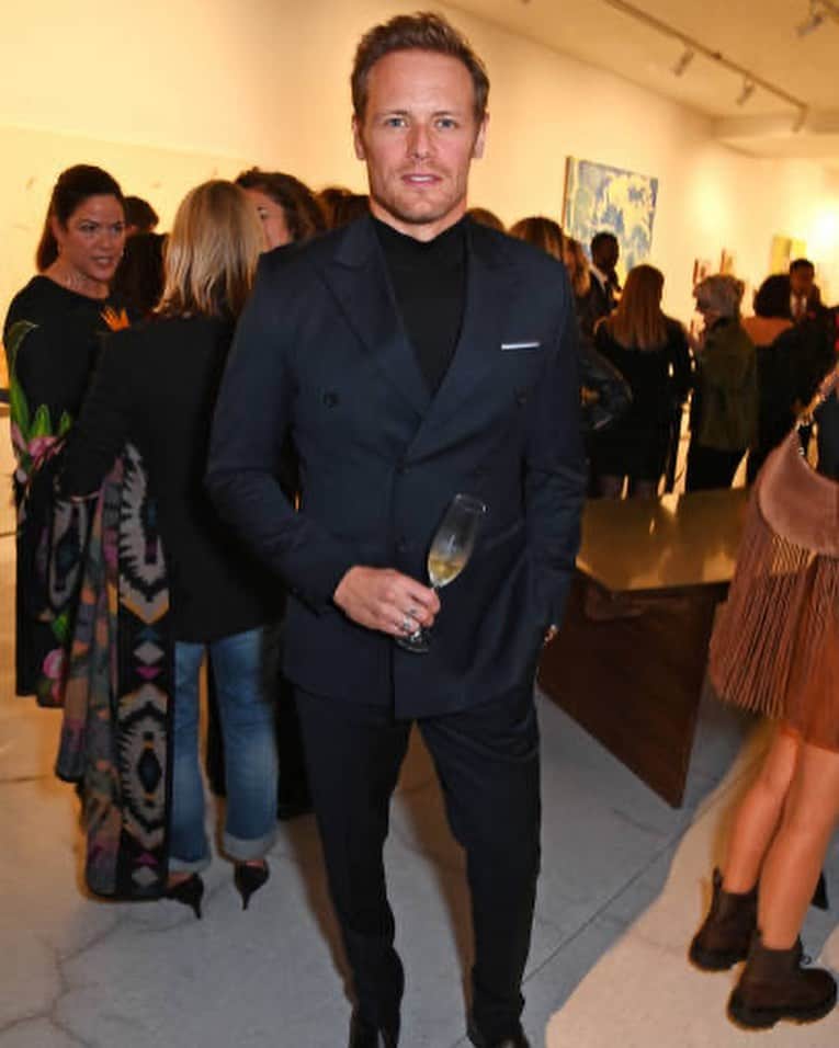 サム・ヒューアンのインスタグラム：「A rakishly good evening with excellent company. Thank you @tfchamberlin for your hospitality and congrats on the XV anniversary @therake   Photo by Dave Benett/Getty Images)」