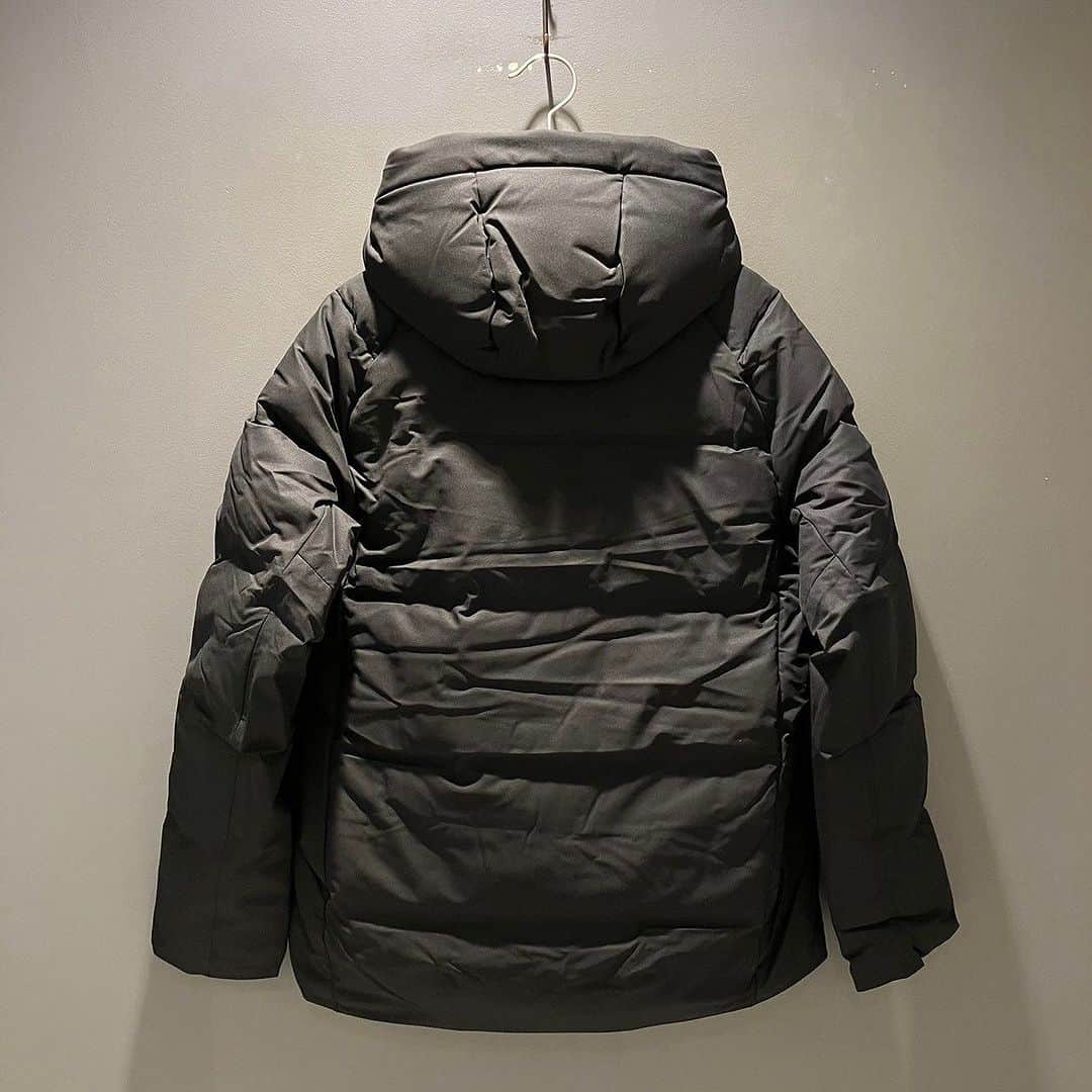BEAMS JAPANさんのインスタグラム写真 - (BEAMS JAPANInstagram)「＜DESCENTE ALLTERRAIN＞×＜BEAMS JAPAN＞ Mens MIZUSAWA DOWN "MOUNTAINEER" 23F Special ¥137,500-(inc.tax) Item No.11-18-0646 BEAMS JAPAN 2F ☎︎03-5368-7317 @beams_japan #descente #descenteallterrain #beams #beamsjapan #beamsjapan2nd Instagram for New Arrivals Blog for Recommended Items」11月3日 20時13分 - beams_japan