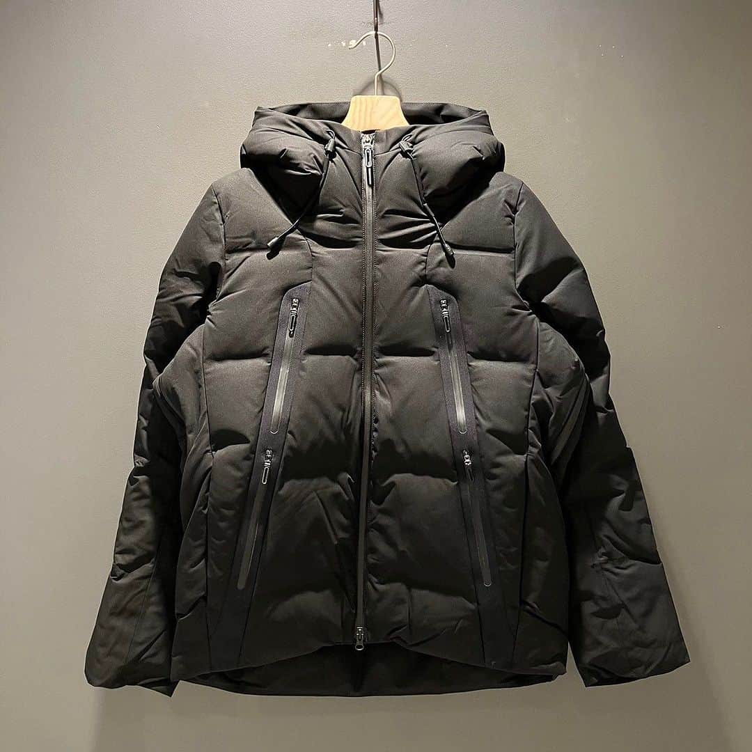 BEAMS JAPANさんのインスタグラム写真 - (BEAMS JAPANInstagram)「＜DESCENTE ALLTERRAIN＞×＜BEAMS JAPAN＞ Mens MIZUSAWA DOWN "MOUNTAINEER" 23F Special ¥137,500-(inc.tax) Item No.11-18-0646 BEAMS JAPAN 2F ☎︎03-5368-7317 @beams_japan #descente #descenteallterrain #beams #beamsjapan #beamsjapan2nd Instagram for New Arrivals Blog for Recommended Items」11月3日 20時13分 - beams_japan