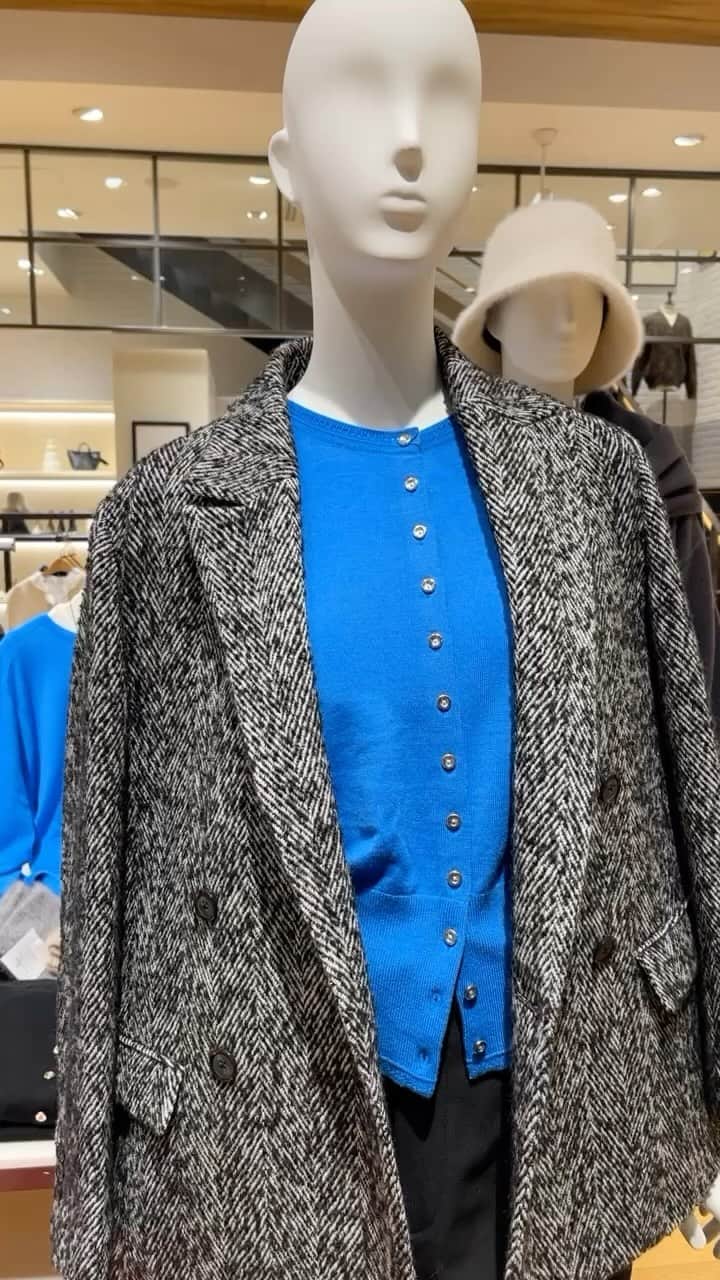 green label relaxing 自由が丘店のインスタグラム：「【WOMEN】 店内は秋冬ムードが盛り上がっています！この三連休はぜひお近くのグリーンレーベルリラクシングへお立ち寄りくださいませ。  ■自由が丘店営業時間 11:00〜20:00 ☎︎03-5731-8531 　　　 ■駐車場サービス お買い上げ金額に応じて以下ご利用いただけます。 場所【自由が丘南口有料駐車場】 >¥5,000(税込)以上　30分チケット1枚 >¥10,000(税込)以上　30分チケット2枚 　　　　 　　　　 #greenlabelrelaxing #グリーンレーベルリラクシング #jiyugaoka#自由が丘 #冬コーデ #秋コーデ」
