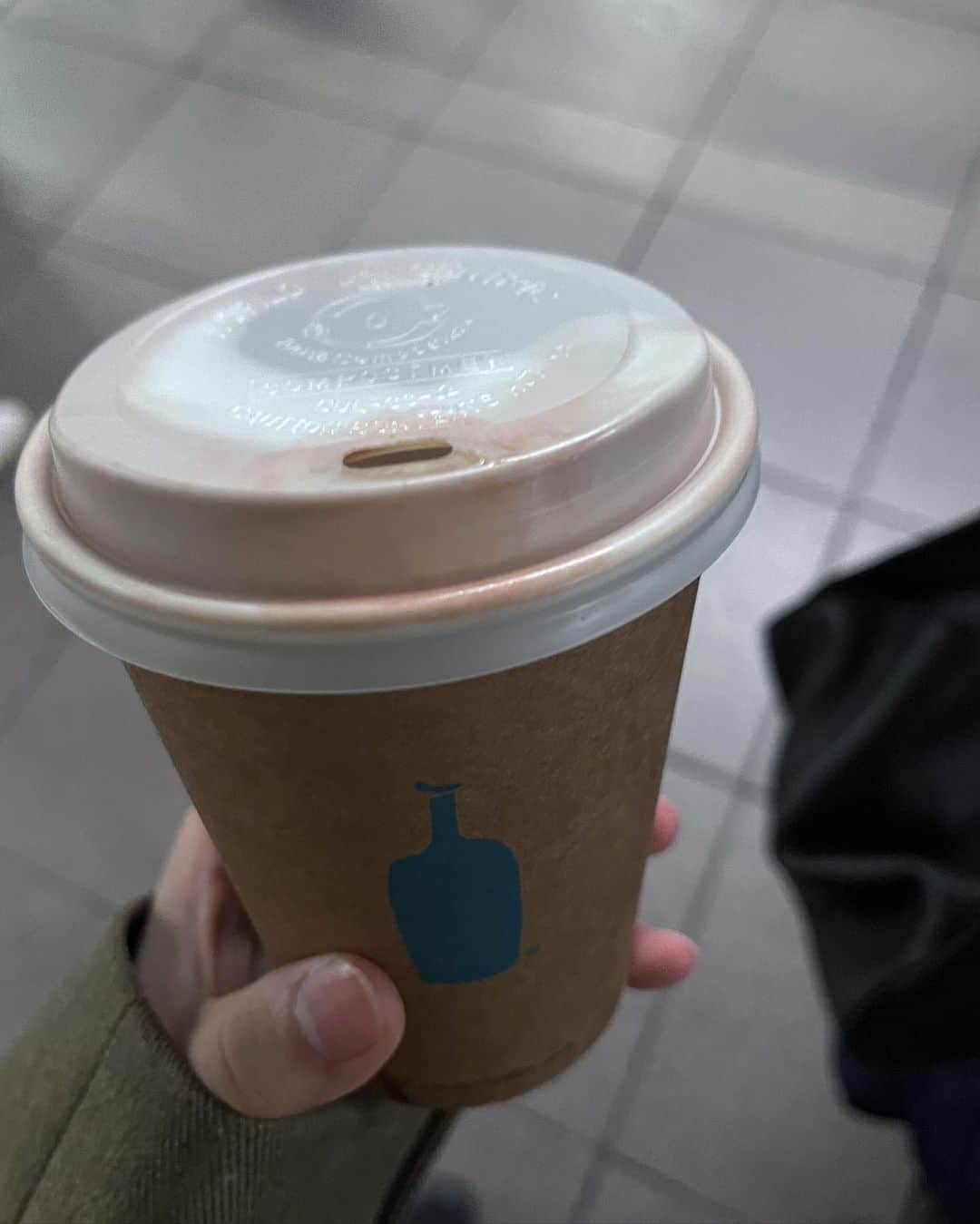 金澤葵さんのインスタグラム写真 - (金澤葵Instagram)「. カフェ☕️ 1枚目変わったカップだった  美味しいカフェみつけよっと🍂」11月3日 20時33分 - aoi_kanazawa