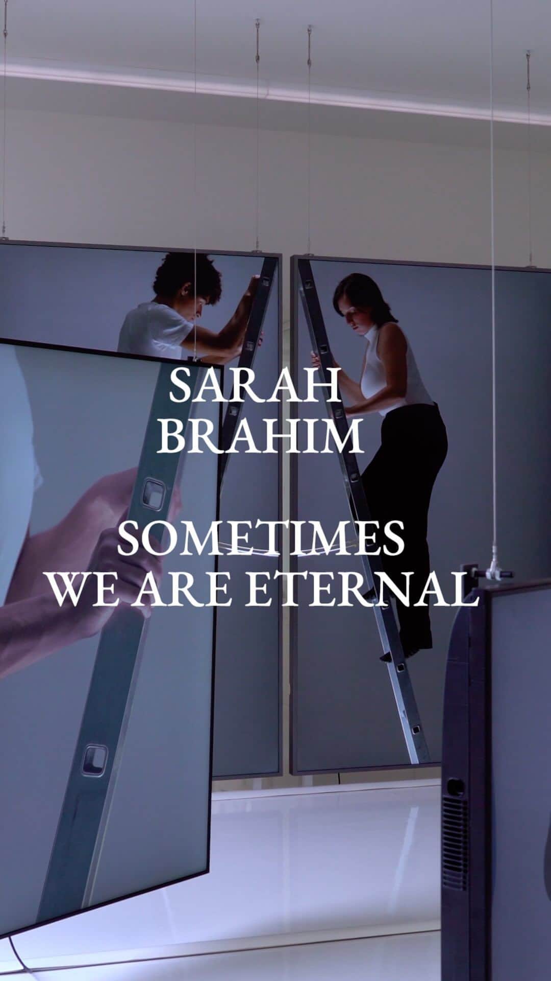 バリーのインスタグラム：「Your first look at our latest exhibition ‘Sometimes we are Eternal’ which is now open.  Get a glimpse of “Sometimes we are Eternal.“ Presented over two floors of the Villa Heleneum, Sarah Brahim’s solo show explores themes such as rhythm and matter, memory and disappearance.  Visit the exhibition at the Villa Heleneum in Lugano, Switzerland from Wednesday to Friday, 11AM – 6PM, and on Saturdays and Sundays, 10AM – 5PM.  Video: @instant.prod  @sahrab @bally #Bally #BallyFoundation #SometimesWeAreEternal #VillaHeleneum」