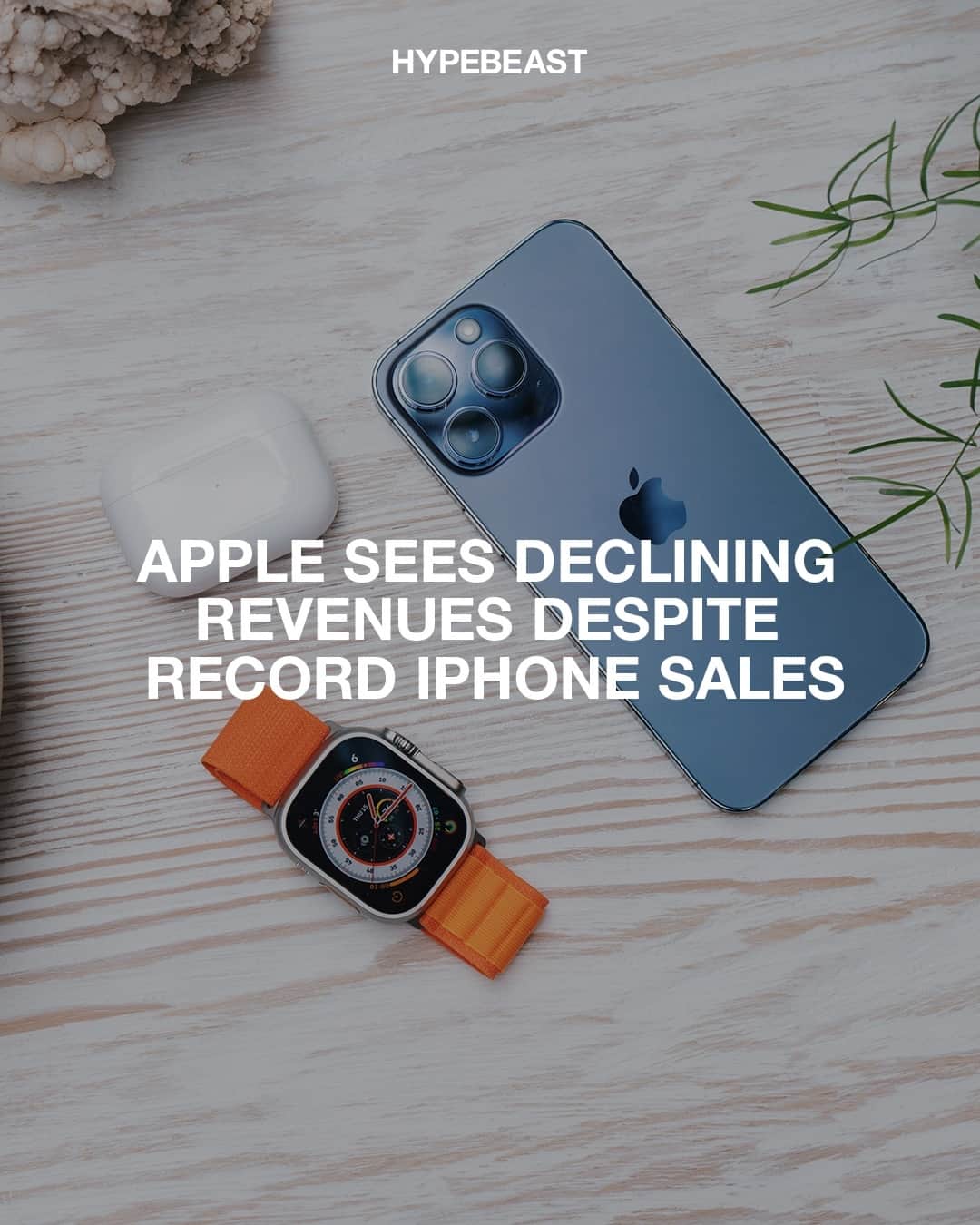 HYPEBEASTさんのインスタグラム写真 - (HYPEBEASTInstagram)「@apple recently posted its latest fiscal Q4 2023 earnings report which saw the company hit a quarterly revenue of $89.5 billion USD. Despite reaching an iPhone sales revenue high, setting a September quarter record along with a service revenue number hitting an all-time high, the company’s revenue was still down 1% year over year. Apple also saw quarterly earnings per diluted share of $1.46 USD, up 13% year over year.⁠ ⁠ This marks the fourth consecutive quarter of overall revenue decline meaning that the record-breaking iPhone and Services performance did little to offset the weakness. For the full breakdown, head to the link in bio.⁠ Photo: Nick Llanton/Hypebeast」11月3日 20時30分 - hypebeast