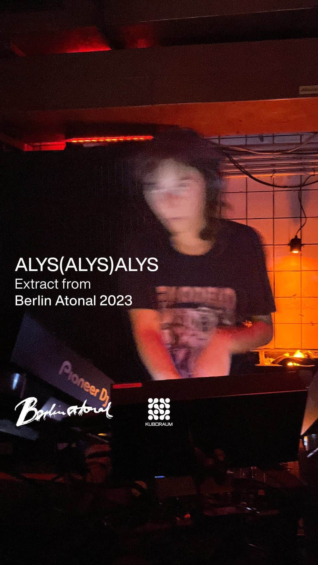 クボラムのインスタグラム：「Berlin Atonal and Kuboraum join forces to share a glimpse of the iconic closing set by Brazilian producer and DJ @alys.alys.alys at Berlin Atonal 2023.  Brazil-born alys(alys)alys is an emerging talent from the Berlin scene, known for her dynamic approach to sound. She explores the fascinating intersection of experimental, club, and Soundcloud music, crafting intricate soundscapes and delivering genre-transcending DJ sets.  Alys is also a current resident of DRY, a Berlin-based music and art collective intended to connect and foster exchanges between progressive queer, BIPOC, and boundary-pushing individuals from various communities. This year, she released the second chapter of her genre-blurring compilation ‘booty&legs vol​​​.​​​2,’ featuring club-ready music that sits at the intersection of experimental and pop.  Listen to the extract on Soundcloud & download by subscribing to Kuboraum’s newsletter via link in bio.  @berlinatonal  @alys.alys.alys  @kuboraum #kuboraum #berlinatonal #alysalysalys」