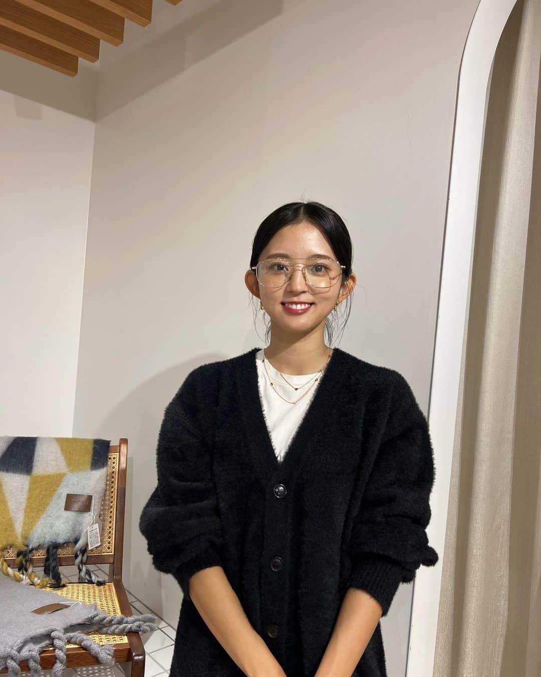 鈴本美愉のインスタグラム：「. LUMINE EST SHINJUKU POPUP STORE2日目 ご来店ありがとうございましたー！❤️‍🔥  今日のブラックコーデとラフコーデ✌️  残り2日間!!お待ちしてます😌✨」