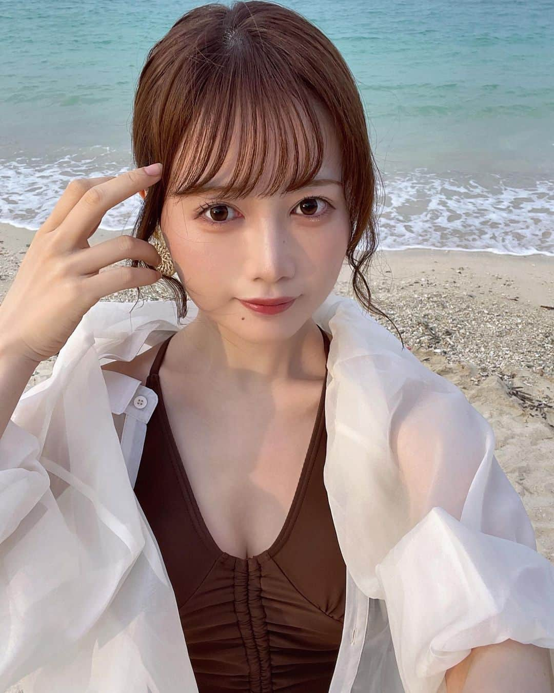 さばこのインスタグラム：「🏝️ 宮古島旅行のために買った水着👙 洋服みたいなデザインでヘルシーに着やすくてかわいかった🫶🏻  #宮古島旅行 #宮古島観光 #宮古島 #沖縄旅行 #ビーチガール #水着 #水着コーデ #海コーデ #shein購入品 #韓国水着 #淡色女子 #淡色コーデ #骨格ウェーブ #骨格ウェーブコーデ #수영복 #수영복추천 #스트레이트」