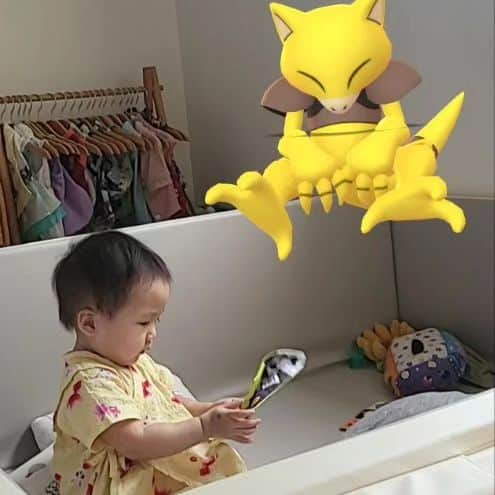 何維健さんのインスタグラム写真 - (何維健Instagram)「Pulled up my #PokemonGo app and took some photos of her with #Abra and I can't help but to put this together in Photoshop! So cute! #NoriTheTrainer  #pokemonlegendsarceus #hisui #pokemon151#niantic #gamefreak #pokemon #photoshop」11月3日 20時57分 - derrickhoh