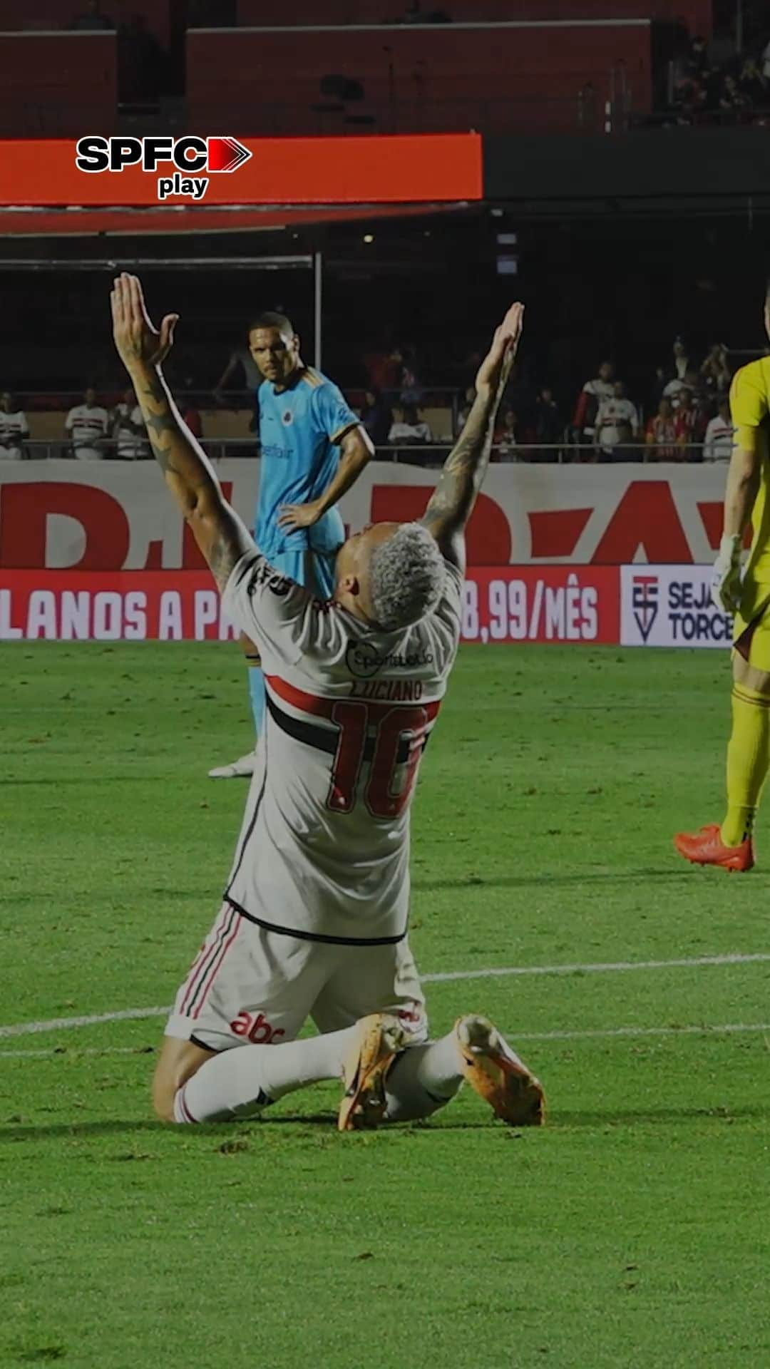 São Paulo FCのインスタグラム：「⚽ Bora curtir todos os detalhes do gol marcado por @lucianoneves10 na vitória de ontem, contra o Cruzeiro, por um ângulo que só a #SPFCplay mostra para você!  🎥 Gutierre Filmes  #VamosSãoPaulo 🇾🇪」