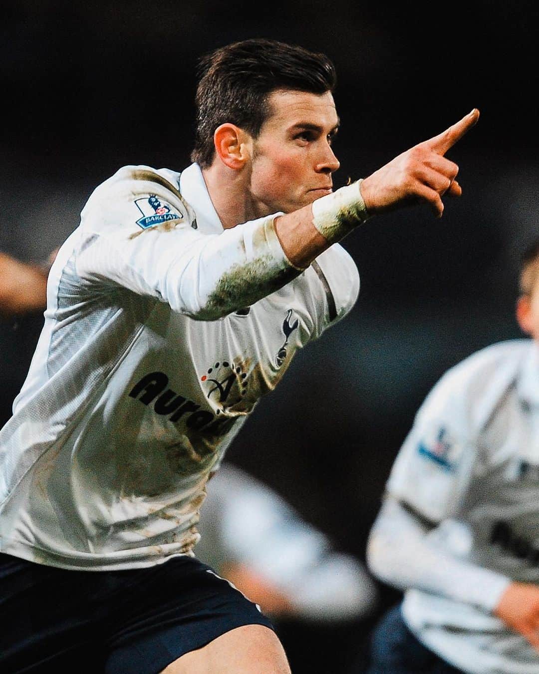 トッテナム・ホットスパーFCさんのインスタグラム写真 - (トッテナム・ホットスパーFCInstagram)「Bale is back! 🫶   @garethbale11 will return to N17 as a special guest for our Premier League derby against Chelsea on Monday evening 🤍」11月3日 21時20分 - spursofficial