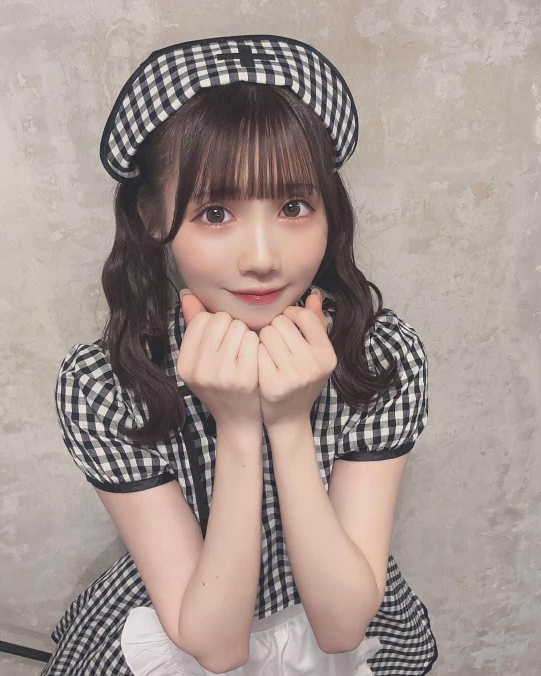 青葉ひなりさんのインスタグラム写真 - (青葉ひなりInstagram)「❤︎♡？？  #japanesegirl #japaneseidol  #色素無 #いいね返し #follow#コスプレ#ナース  #instagood#ハロウィン#ハロウィンコスプレ #仮装#ハロウィン仮装 #コスプレ#happyhalloween #halloween」11月3日 21時28分 - hinari_festive