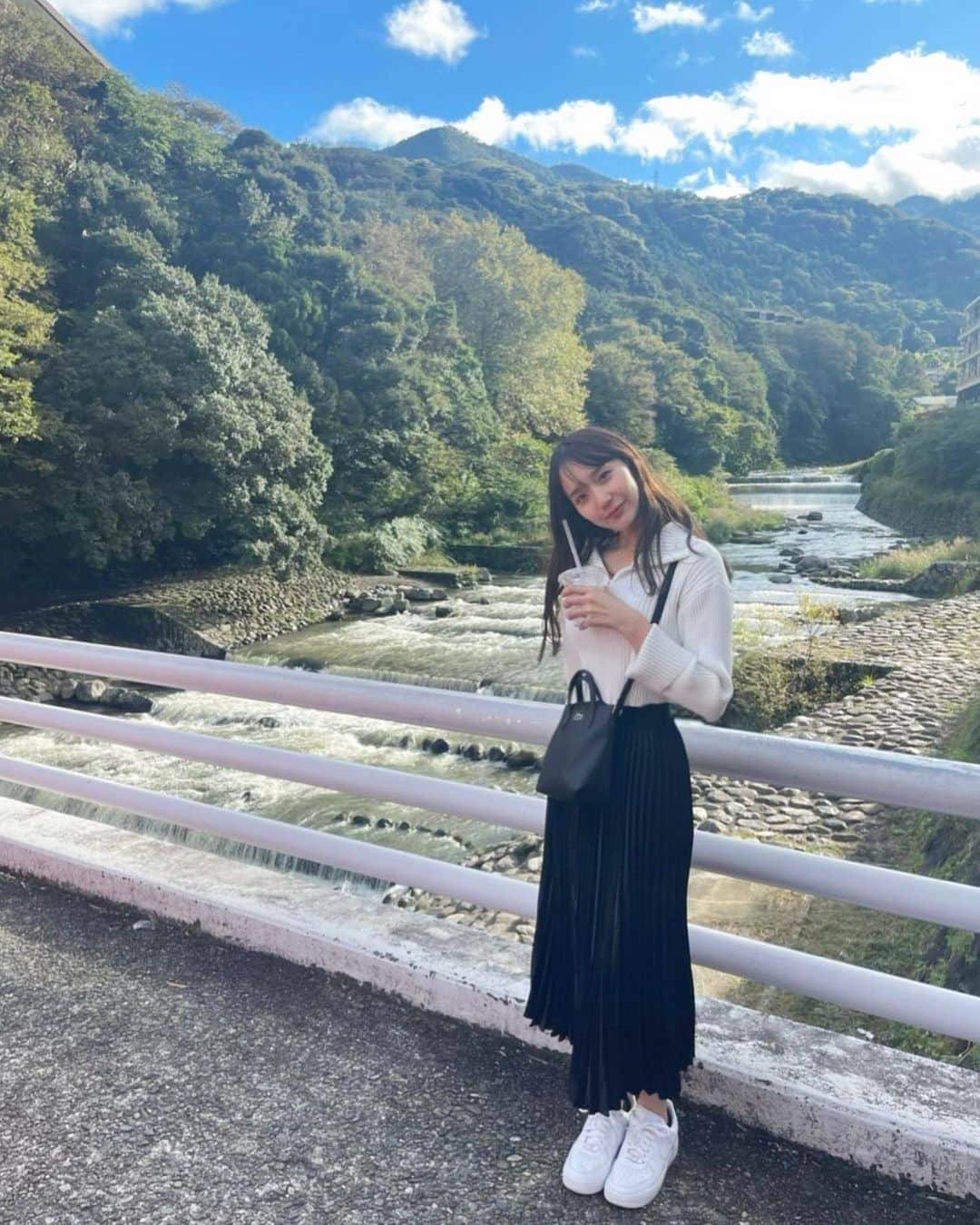 大段舞依さんのインスタグラム写真 - (大段舞依Instagram)「⁡ ⁡ ⁡ 箱根♨️ ⁡ ⁡ #箱根 #箱根湯本 #食べ歩き ⁡」11月3日 21時28分 - maichi_1004